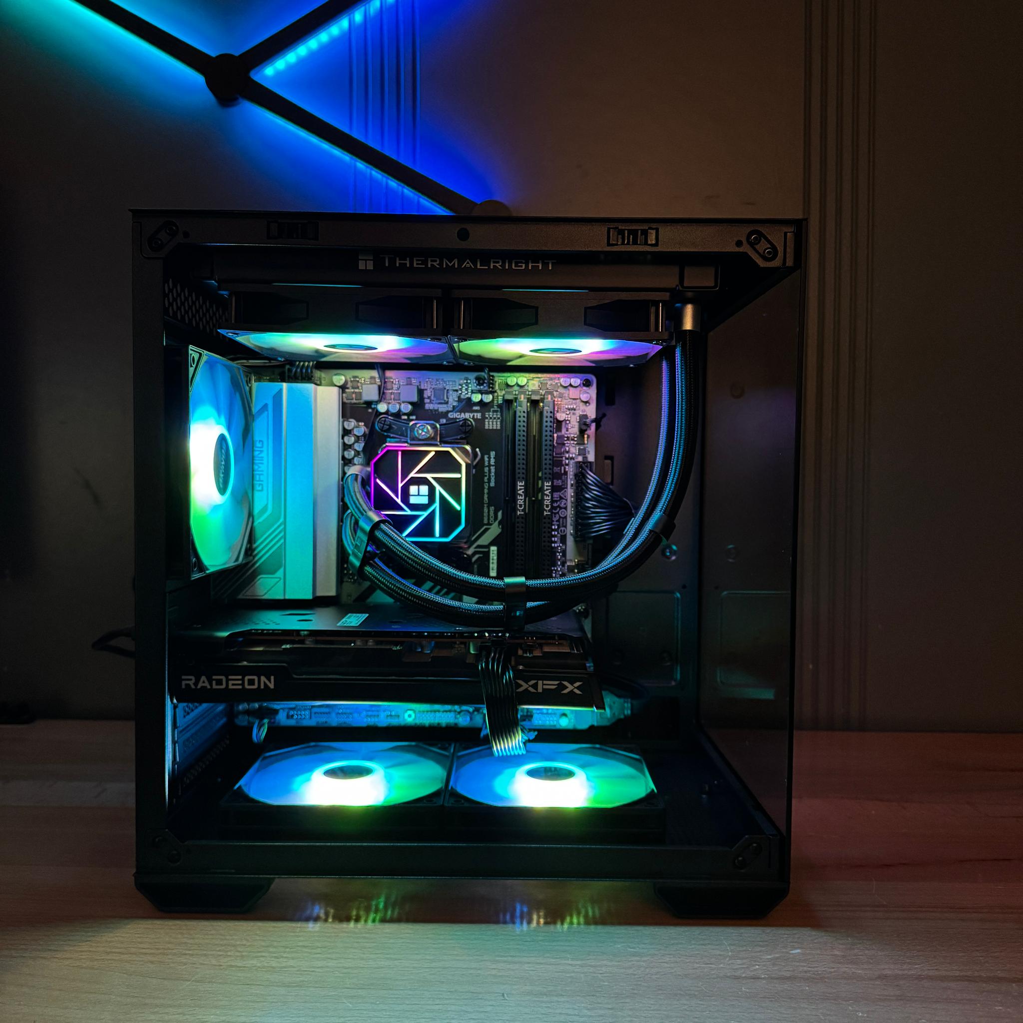 👨‍🚀Ryzen 7600X | RX 6650 XT | 32GB RAM | 1TB SSD