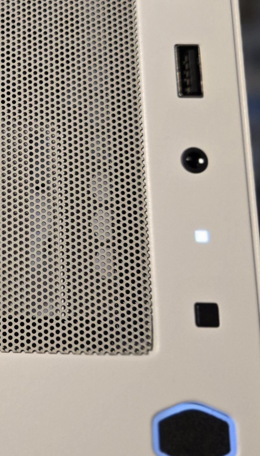 👻 White Phantom 👽 – Ryzen 7 + RTX 4060 | 32GB RGB | 1TB NVMe | Sleek & Powerful