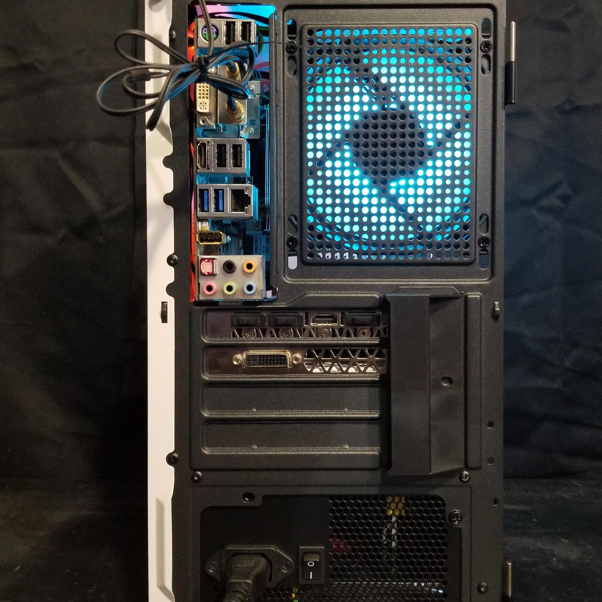 custom built white/black gaming pc