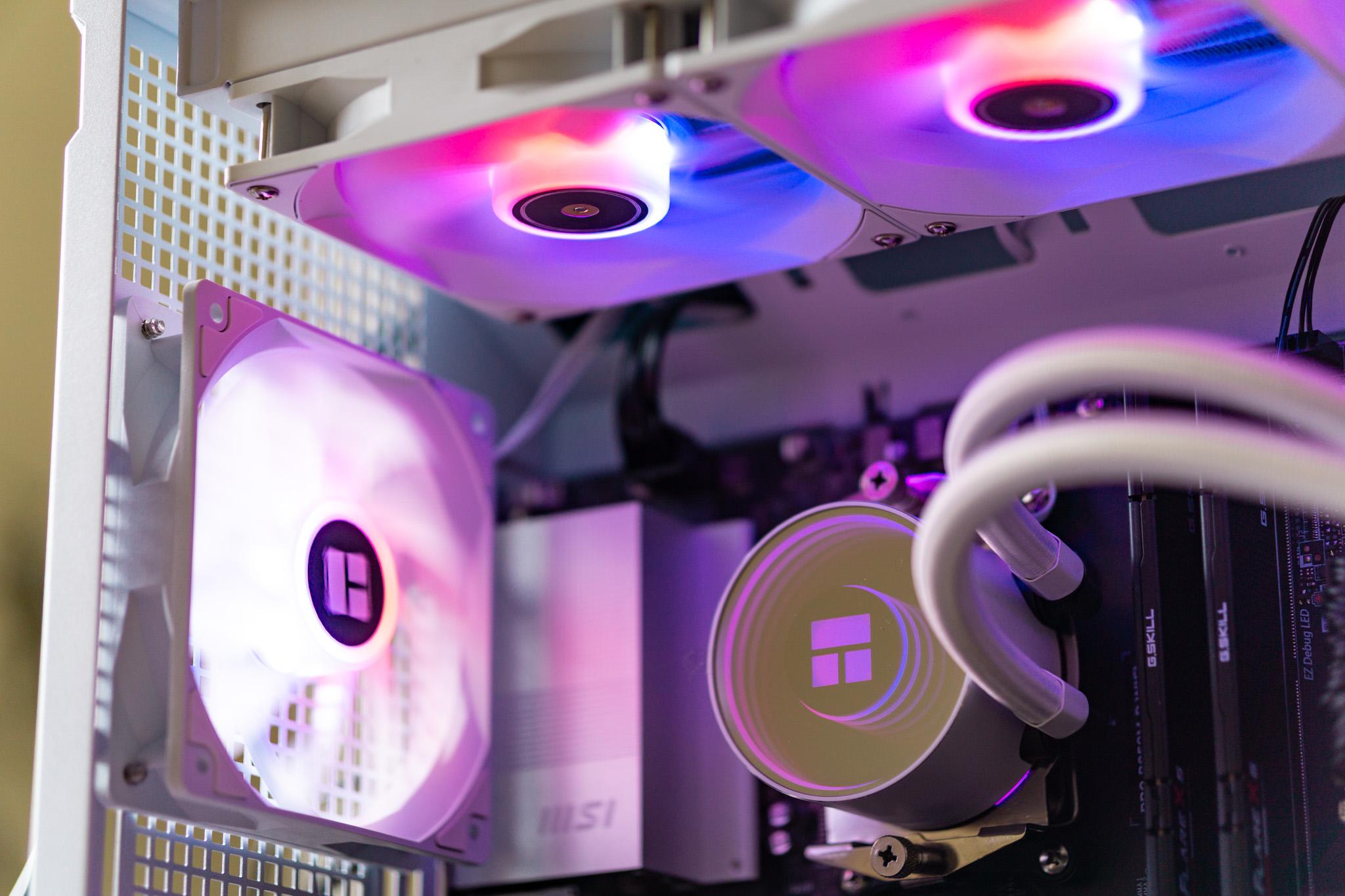 ❄️FROSTBITE❄️ RTX 5070Ti | Ryzen 7 7800X3D | 32 GB DDR5 | White High-End Gaming PC | All New Parts
