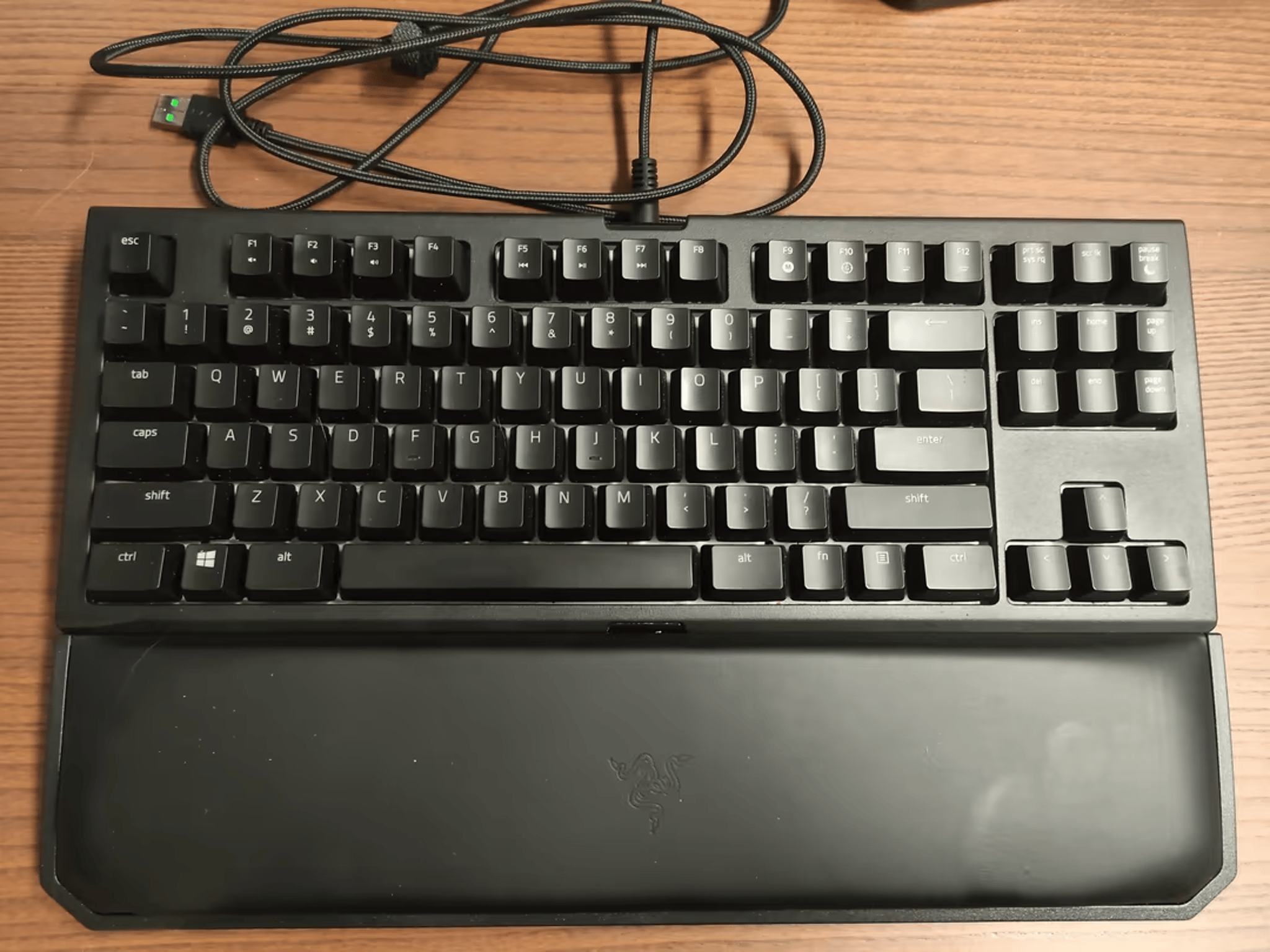 Razer Blackwidow Tournament Edition Chrome V2 | Razer Green Switches (Clicky, Loud)