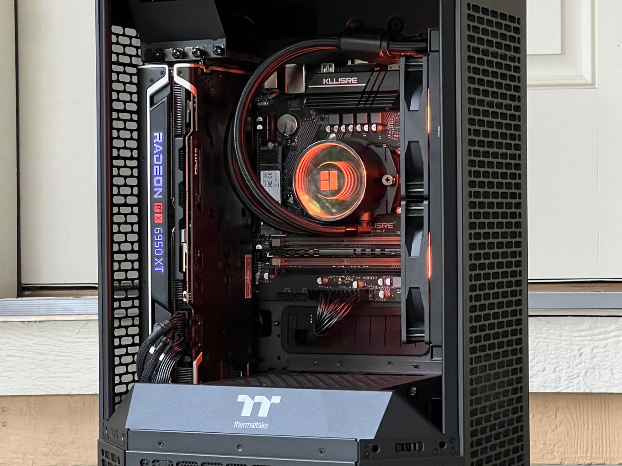 Rx 6950 XT 16GB | Ryzen 7 5800x | 32GB 3200mhz Corsair | 1tb nvme | 850w psu | windows 11 pro
