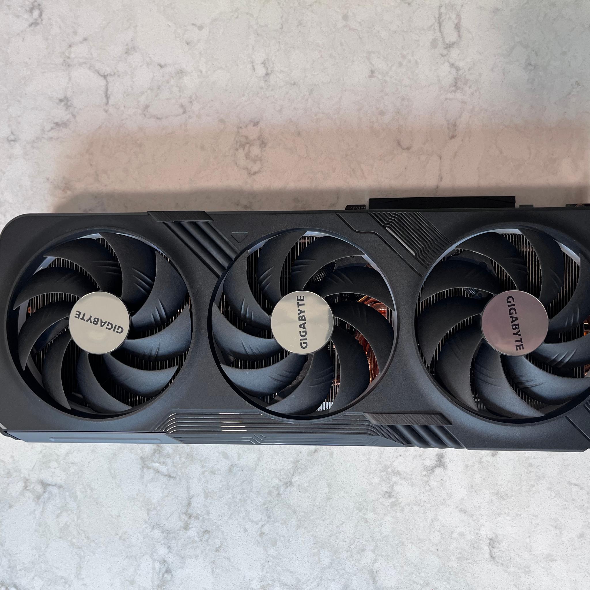 Gigabyte GeForce RTX 4070 Ti GAMING OC 12G