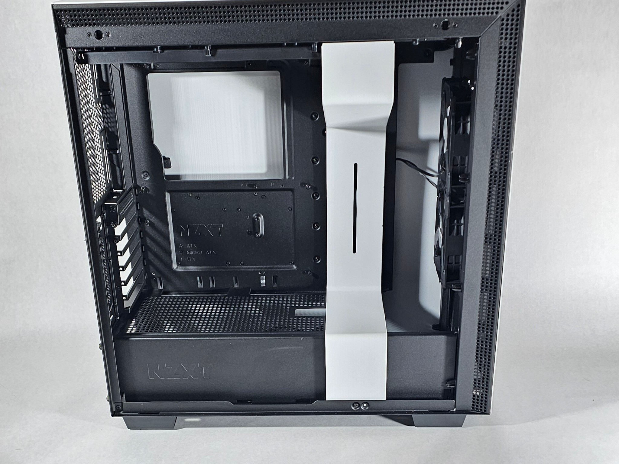 NZXT PC Case with Tempered Glass Side Panel and Front Mesh