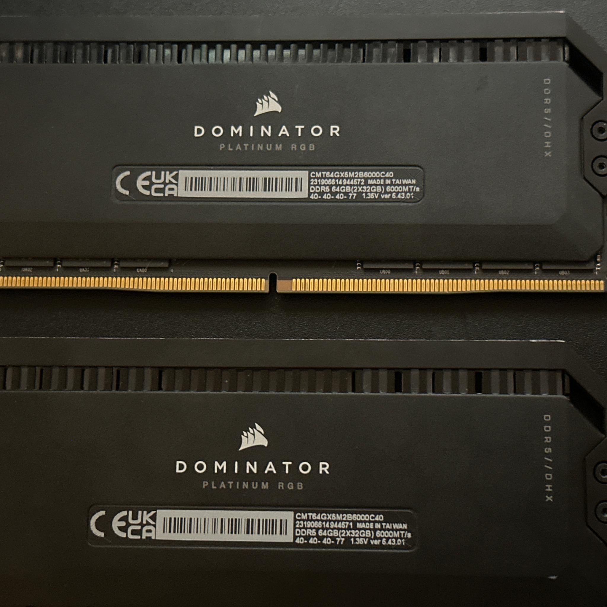 DOMINATOR® PLATINUM RGB 64GB (2x32GB) DDR5 DRAM 6000MT/s CL40 Memory Kit — Black