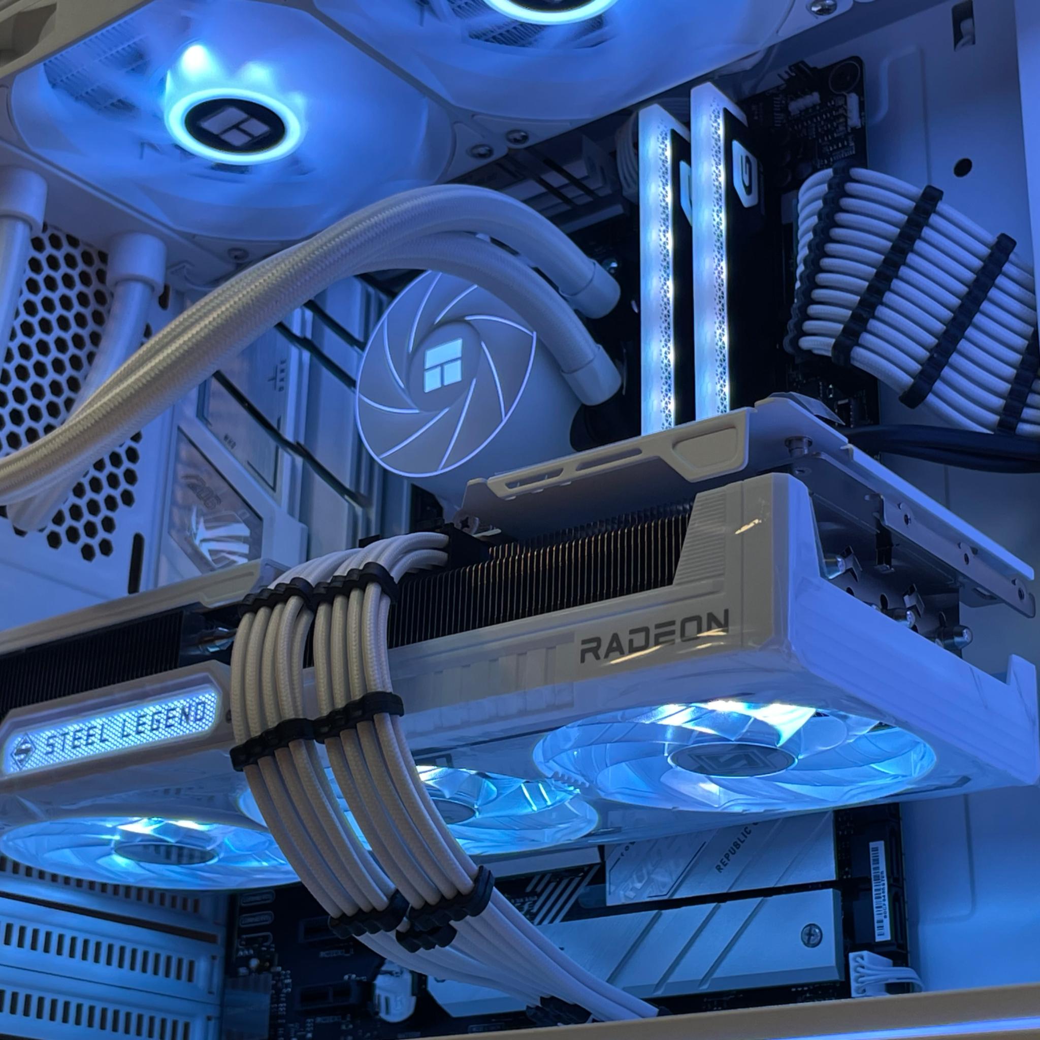 9070XT | Ryzen 5 7600 | “Lunar Eclipse”