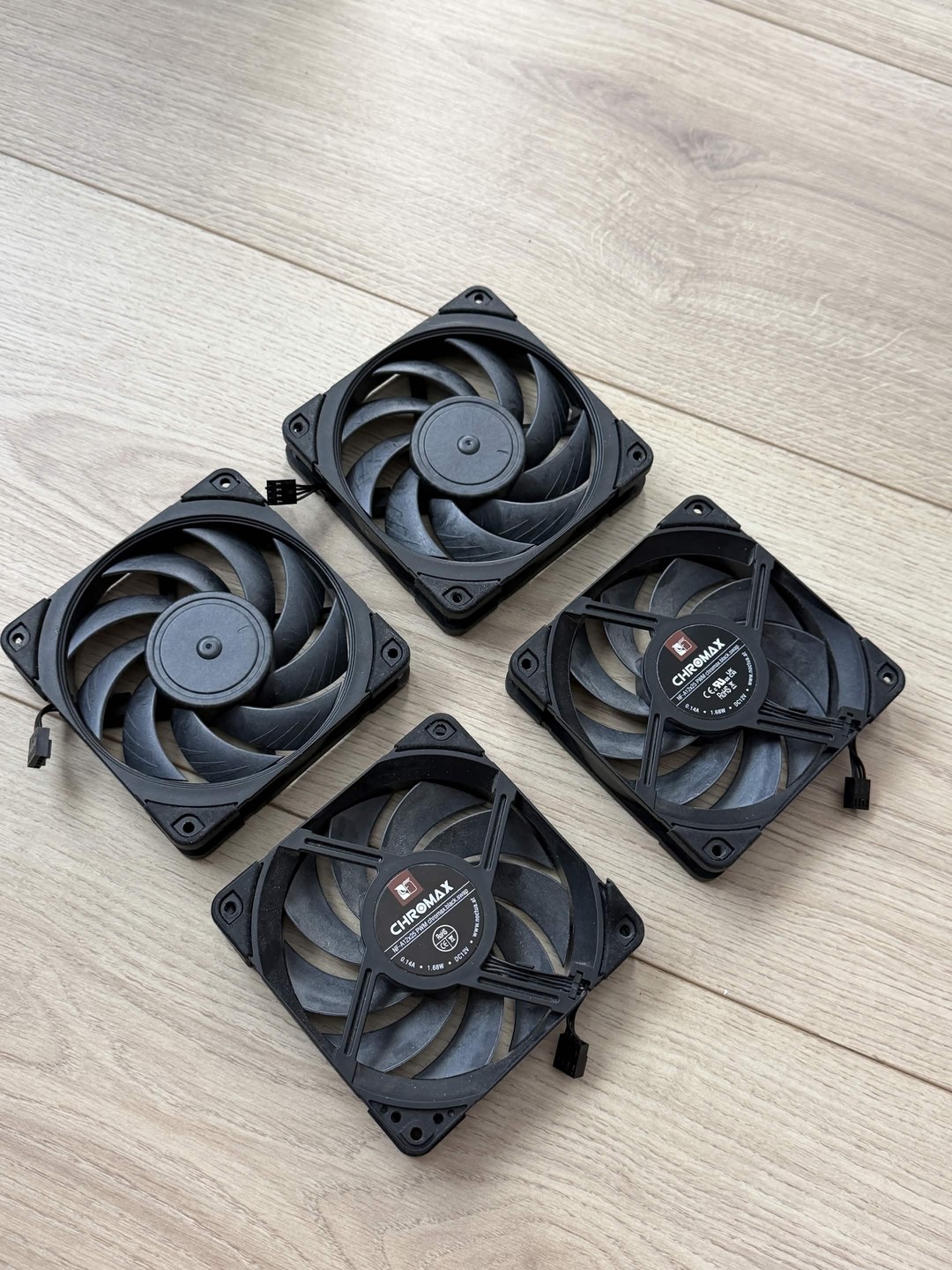 4x FANS NOCTUA NF-A12x25 PWM CHROMAX Fans G1 | Jawa