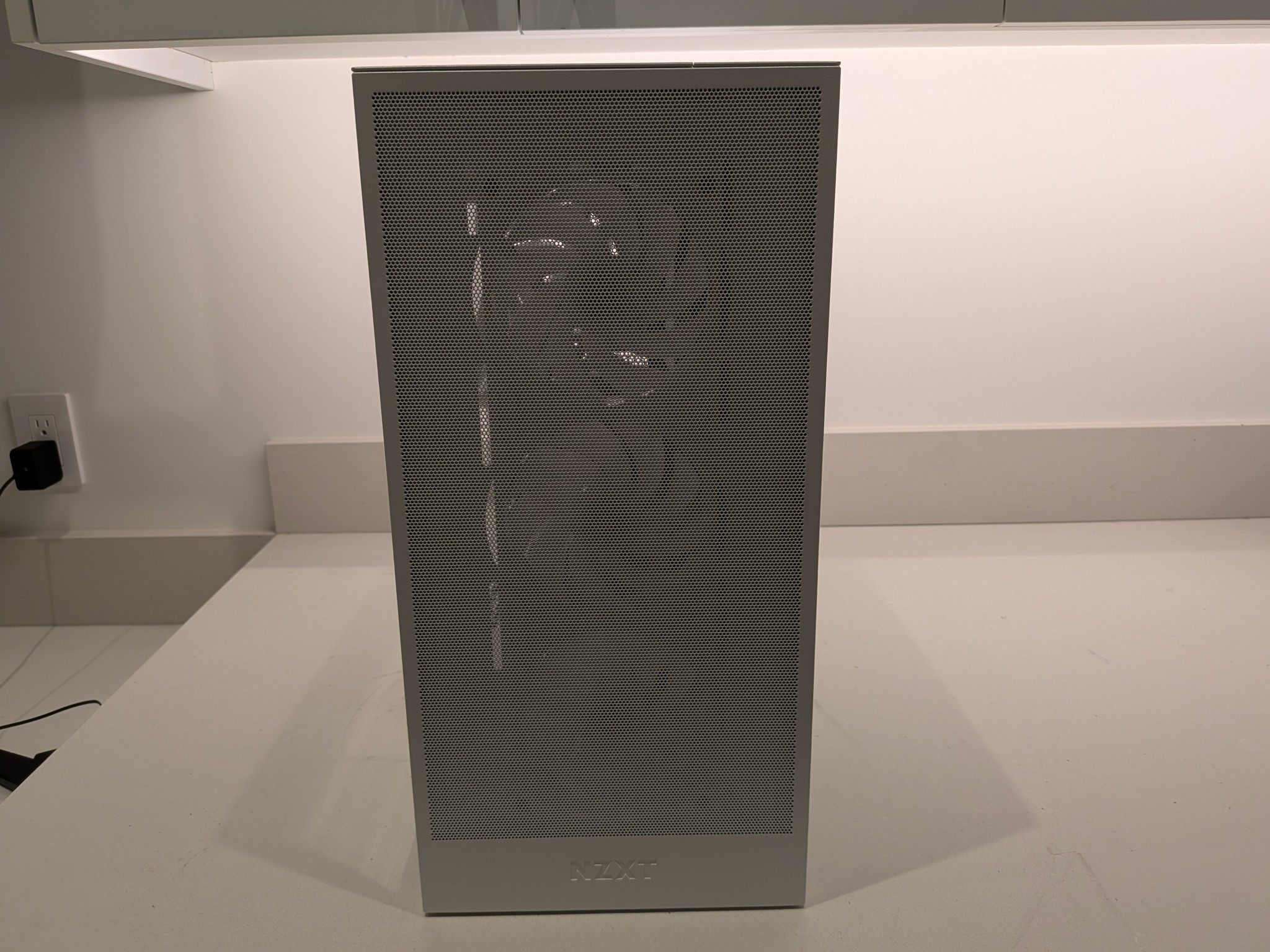 4K Reva 🐺 - RX 9070 XT, Intel Core Ultra 7 265KF, 32 GB DDR5, 2 TB Gen 4 NVME, RGB, Liquid Cooled