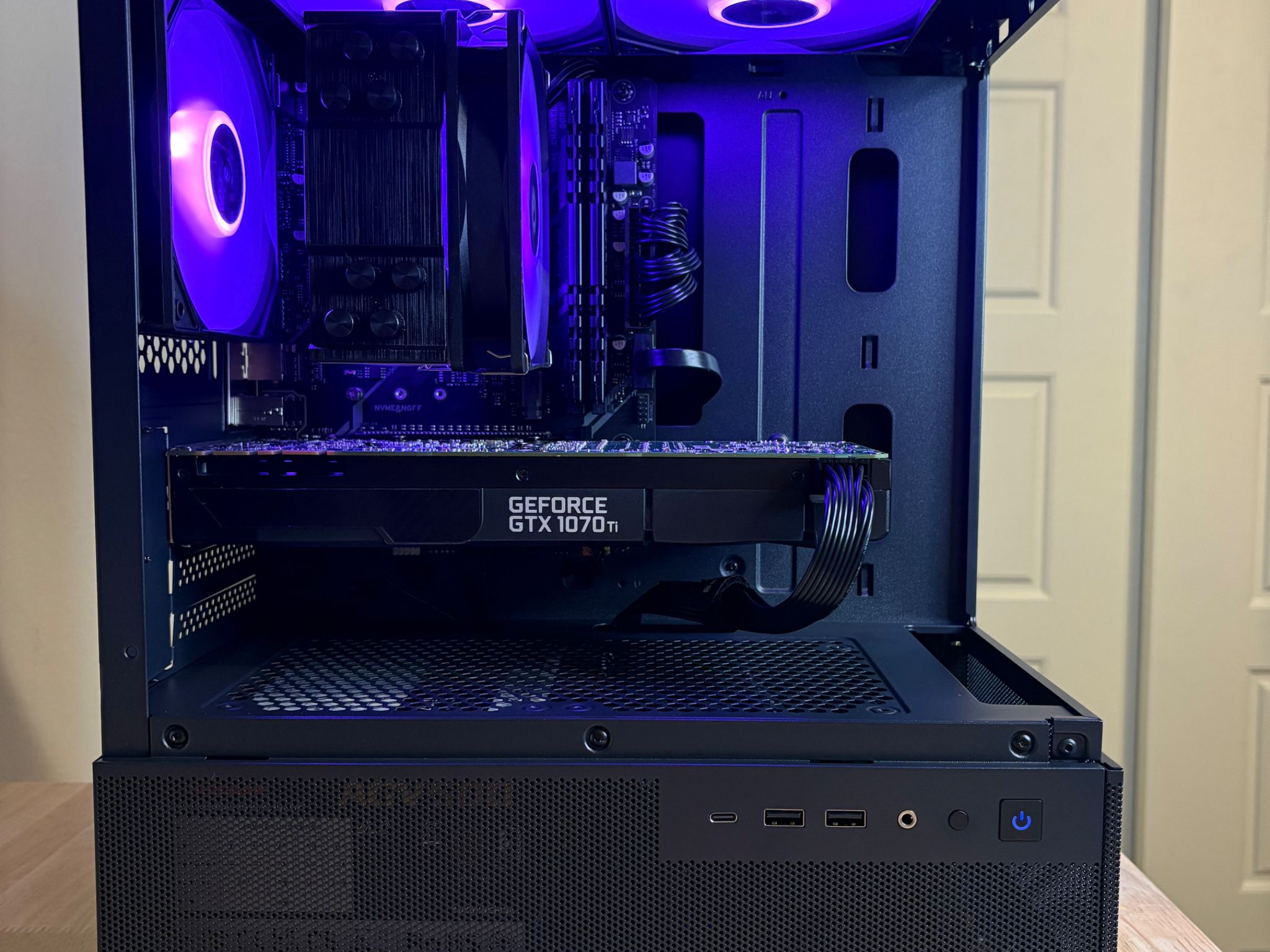 GTX 1070 Ti + Ryzen 5 2600