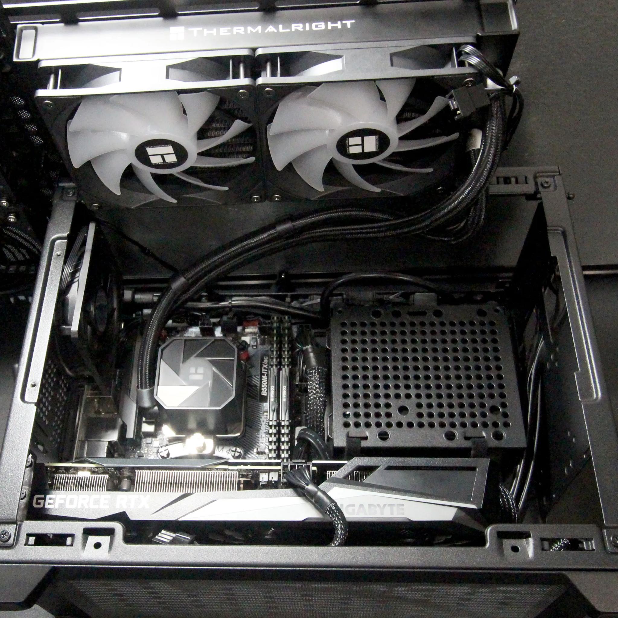 Mini-ITX Water Cooled Gaming PC / AMD Ryzen 7 5800X / RTX 3060ti / 32GB DDR4 / 1TB / Windows 11 Pro