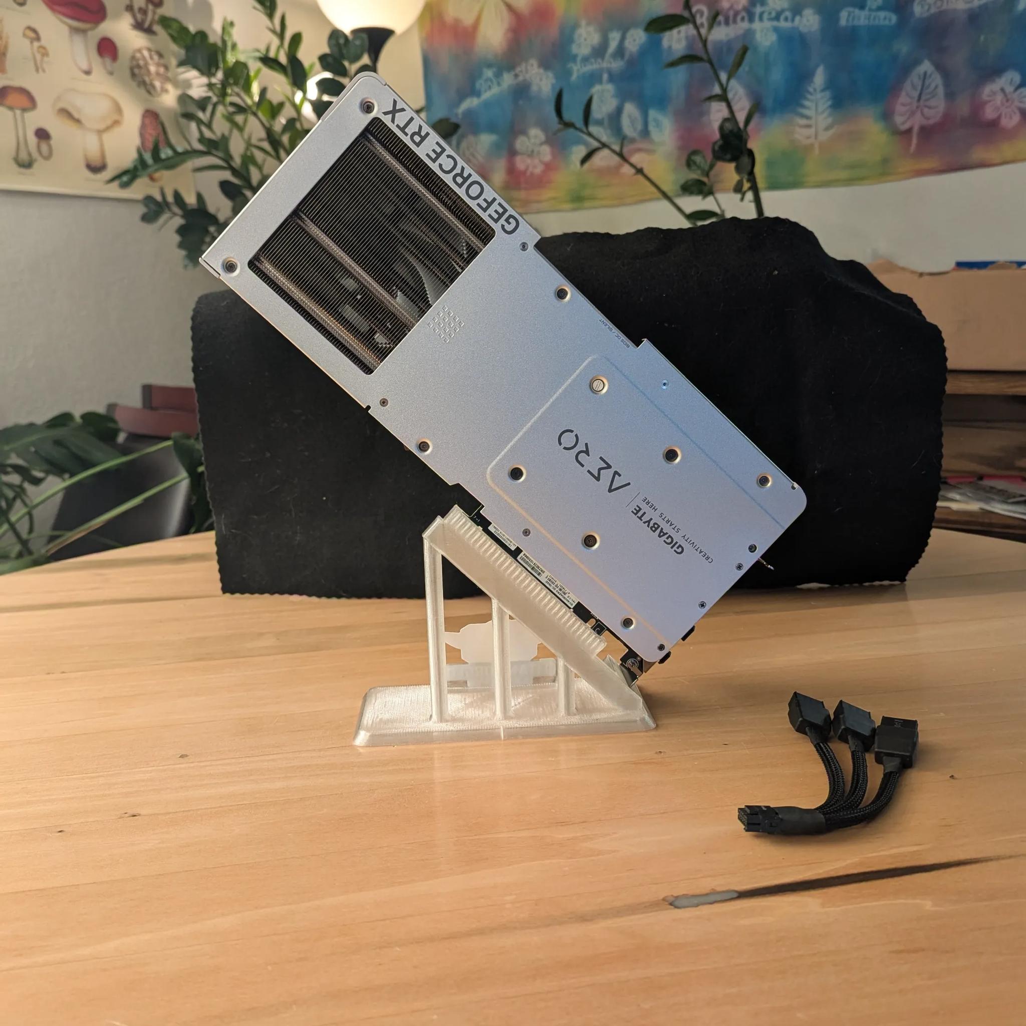 🌐 Gigabyte 4080 Aero | White Workstation & Gaming GPU | 16GB GDDR6X | Studio Ready