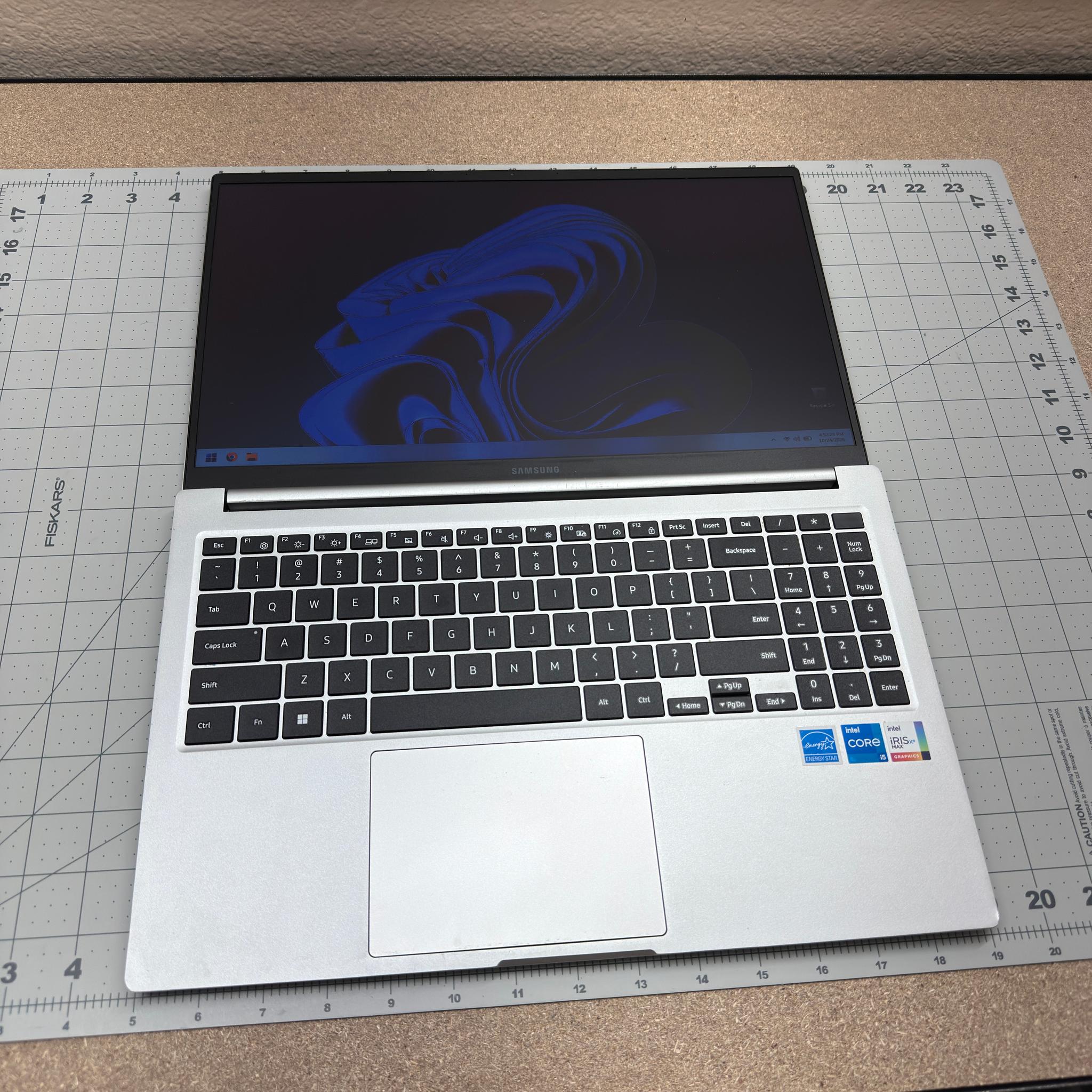 Samsung Galaxy Book | Budget Laptop