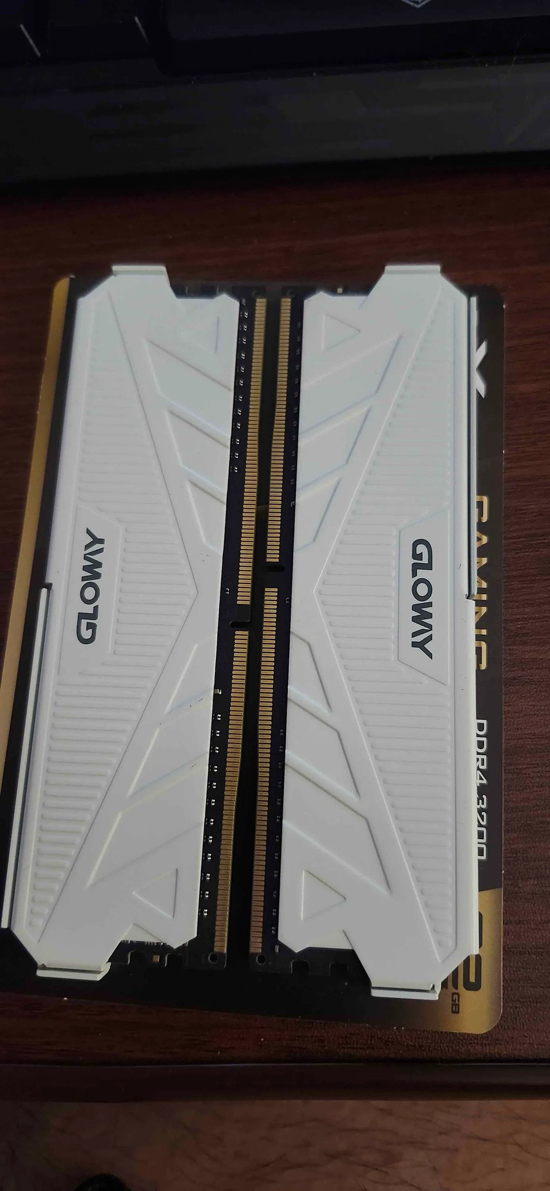 GLOWAY (2x8gb) 16gb ddr4 3200mhz | Jawa