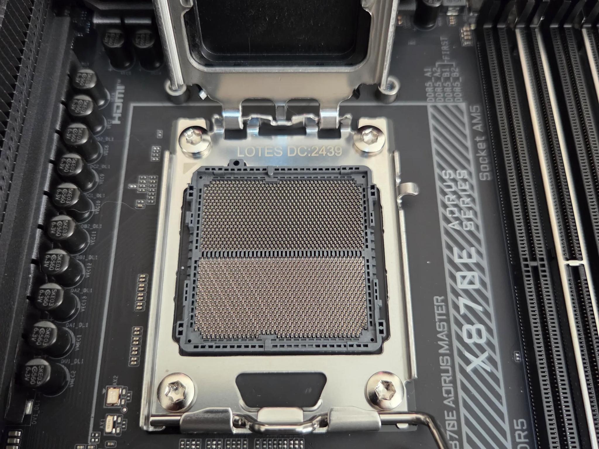 X870E Aorus Master