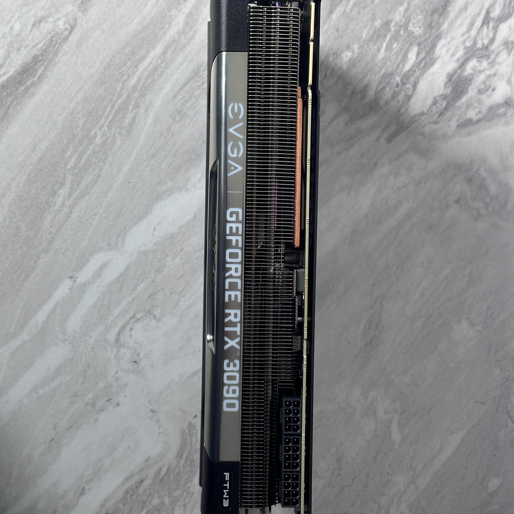 EVGA GeForce RTX 3090 24 GB FTW3 ULTRA GAMING Video Card