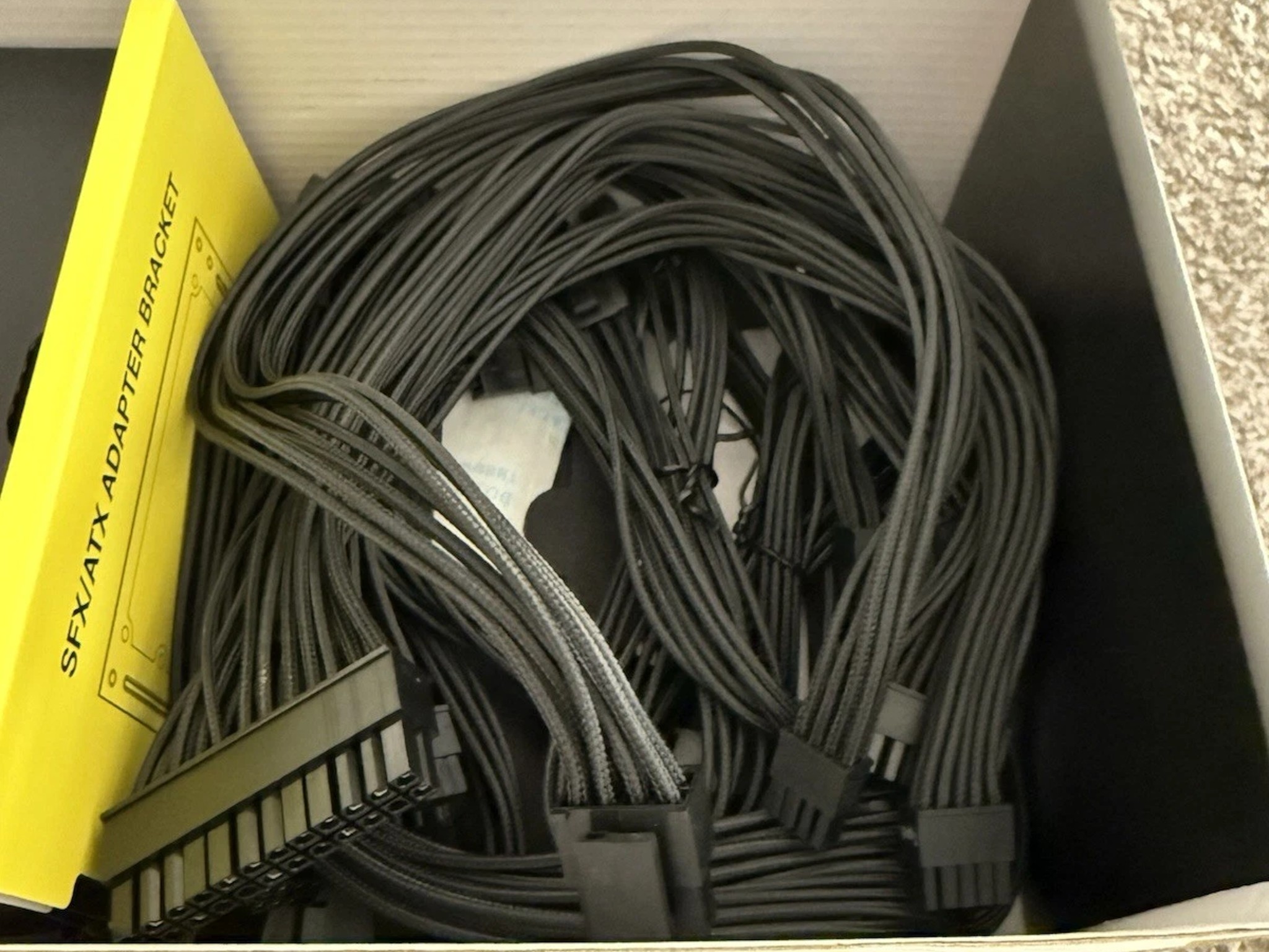 CORSAIR SF850 ATX 3.1 SF Series Fully Modular SFX Power Supply 850W 80 PLUS Platinum