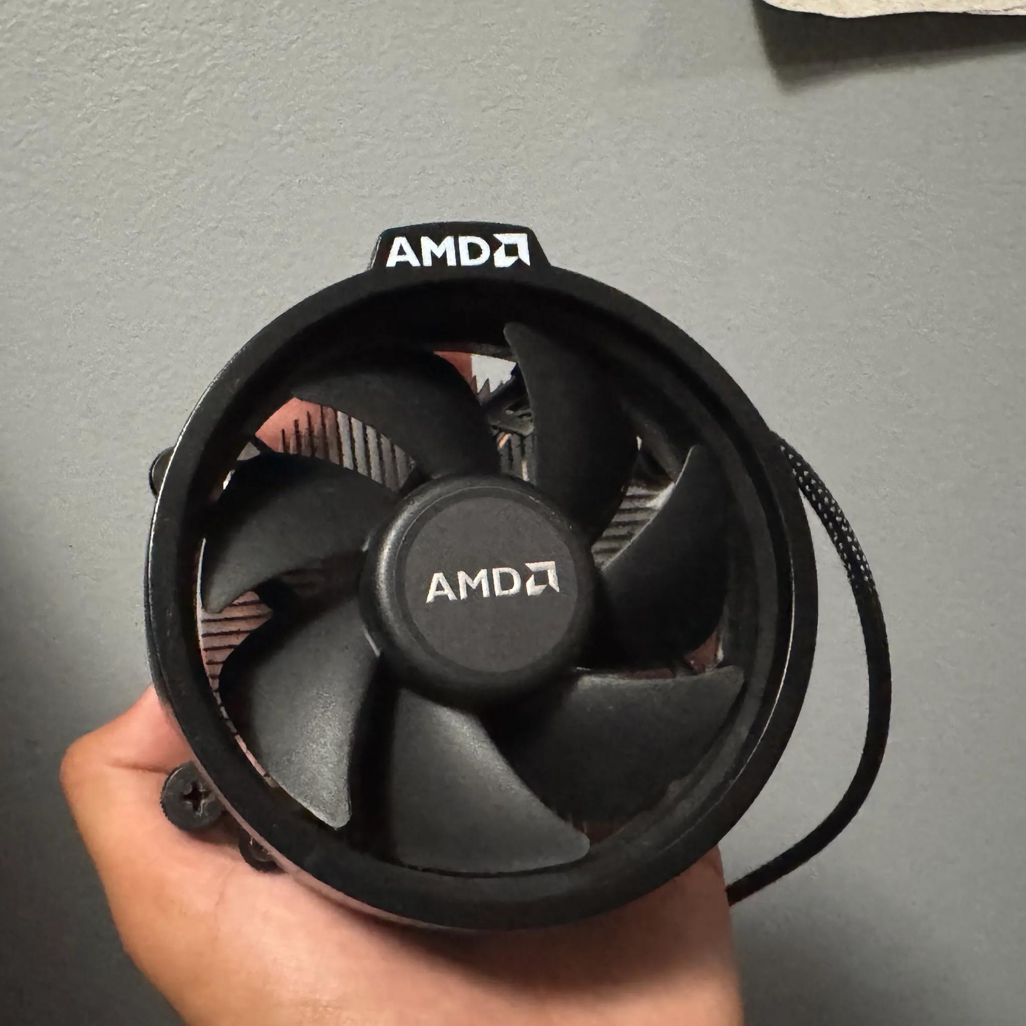 AMD Ryzen 5 5600G CPU/APU AM4 3.9 GHz Used - With Stock Cooler - NOT IN ORIGINAL BOX