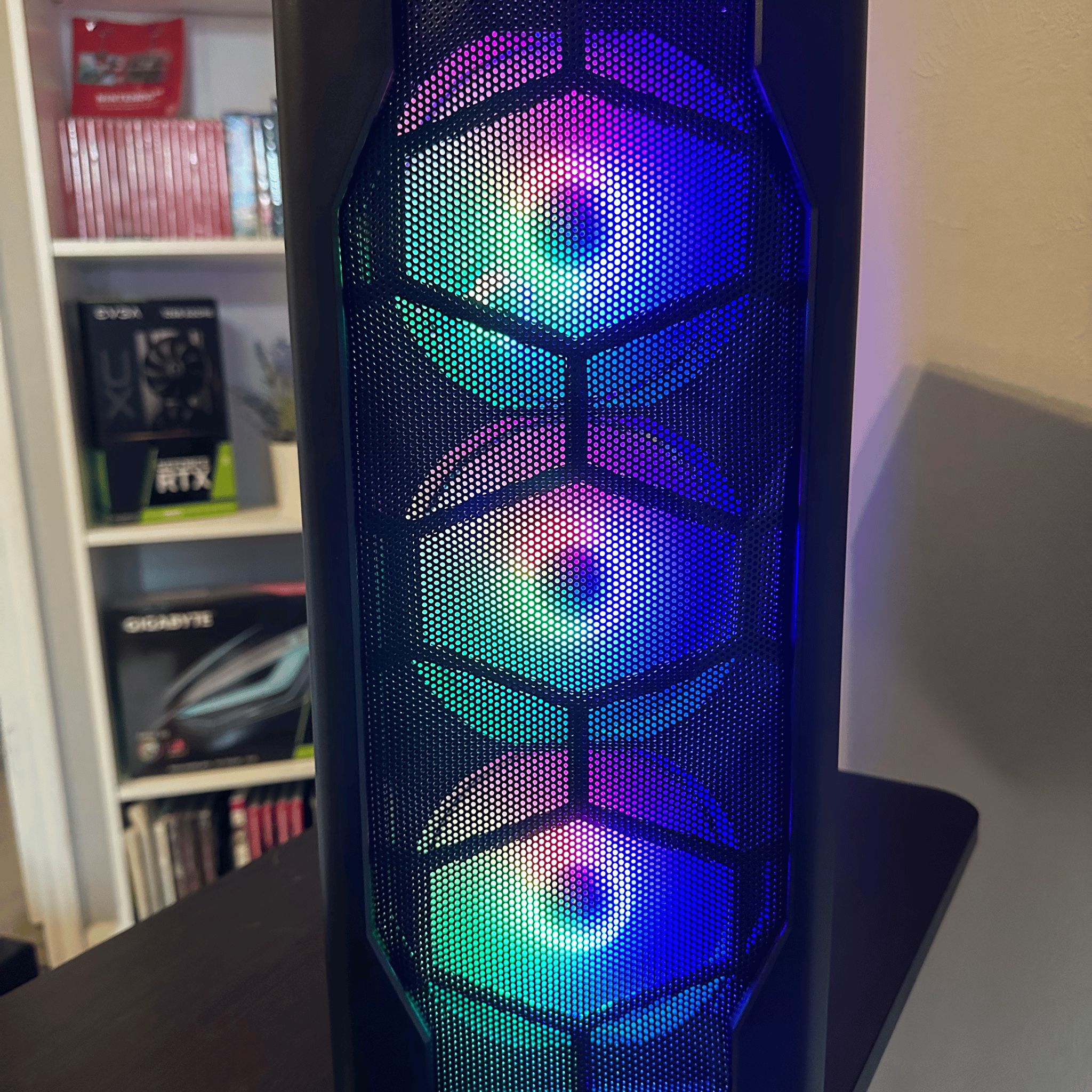 "Kronostyx" RX 6650 XT + Ryzen 3600, 16gb RAM Custom Gaming PC