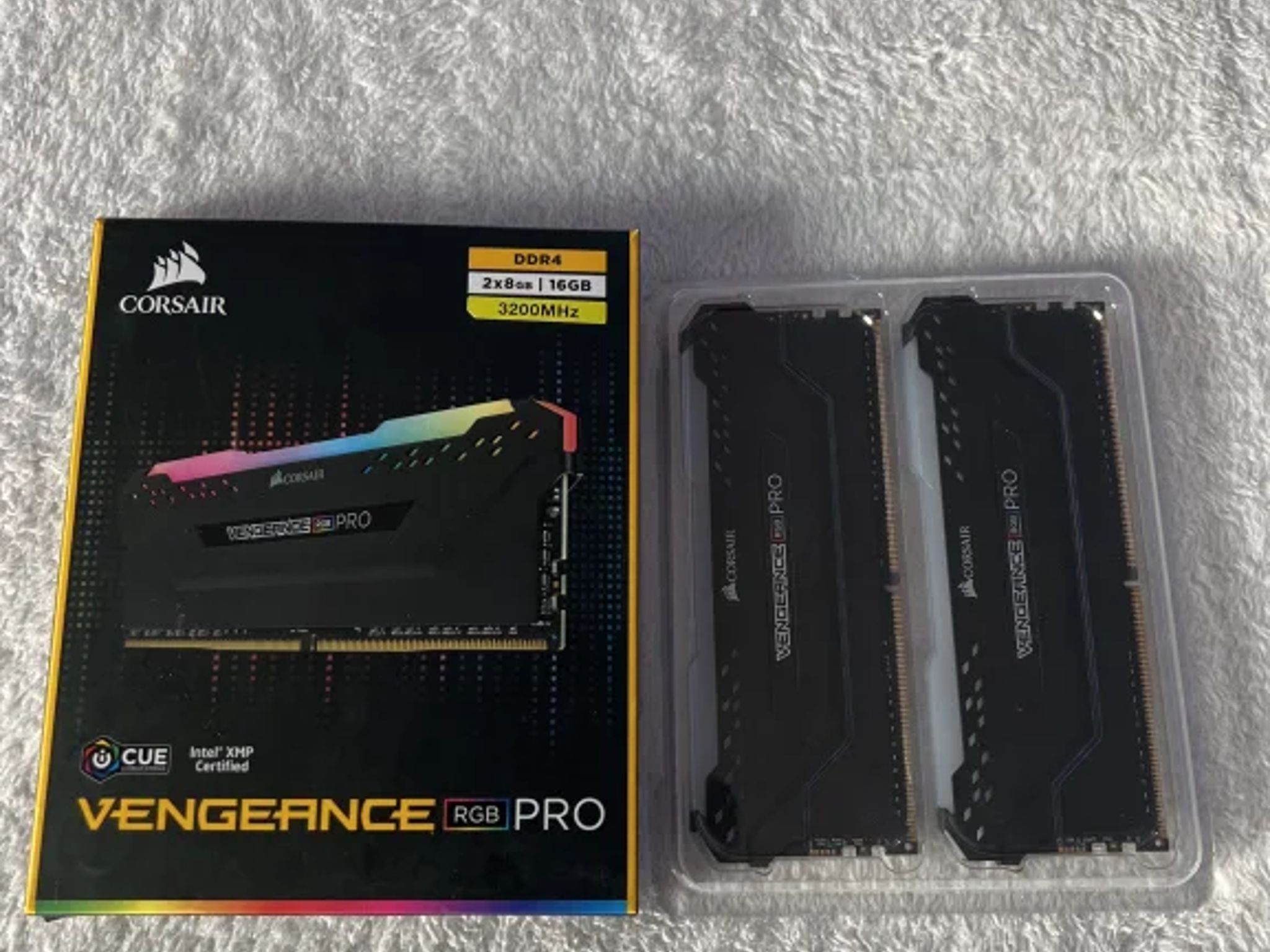 Corsair Vengeance RGB Pro 2x 8GB (16GB)