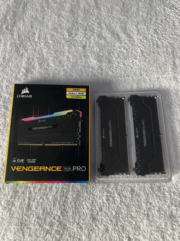 Corsair Vengeance RGB Pro 2x 8GB (16GB)