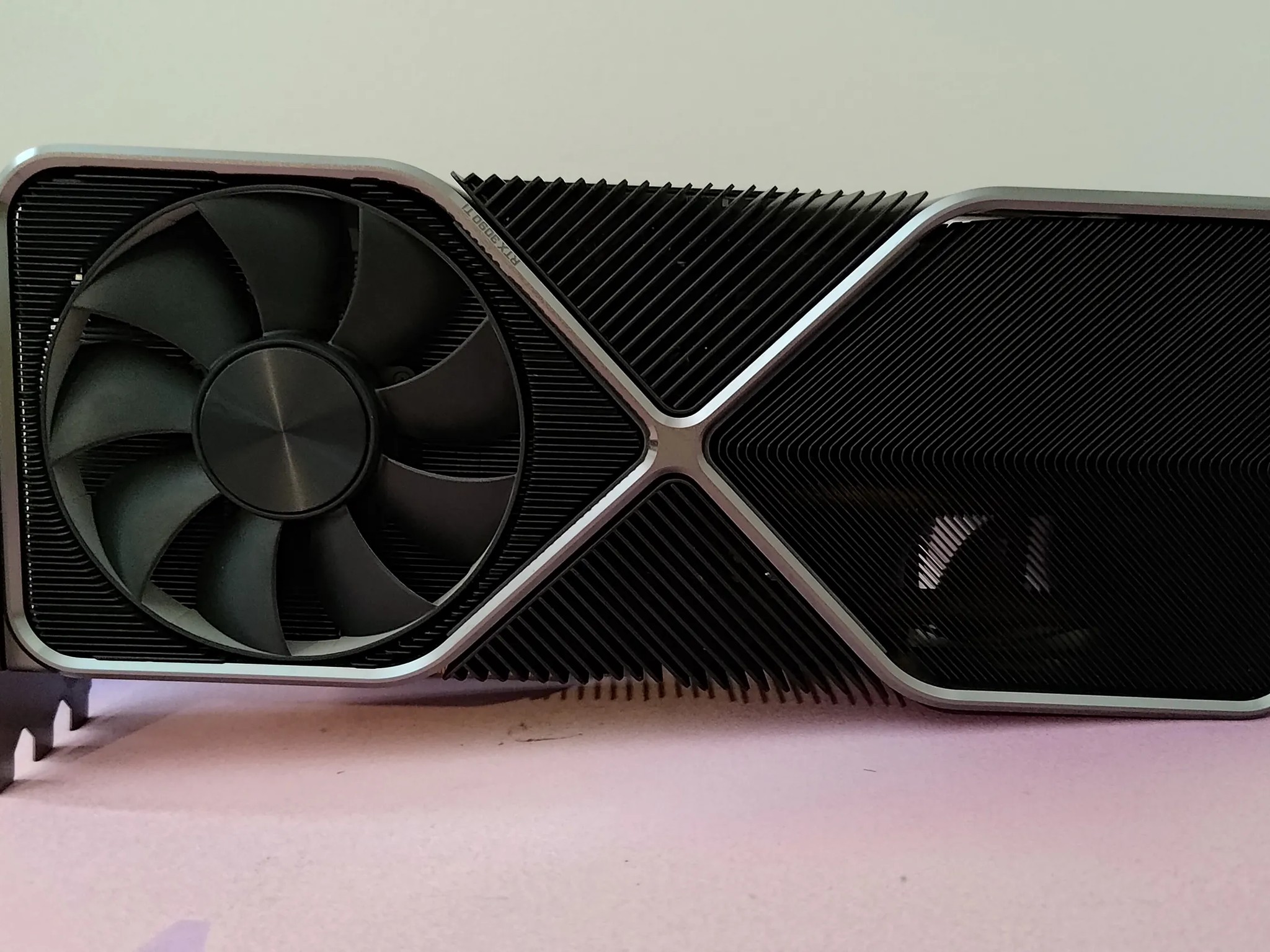 Nvidia RTX 3090Ti Founder's Edition **Missing 12VHPWR adapter**