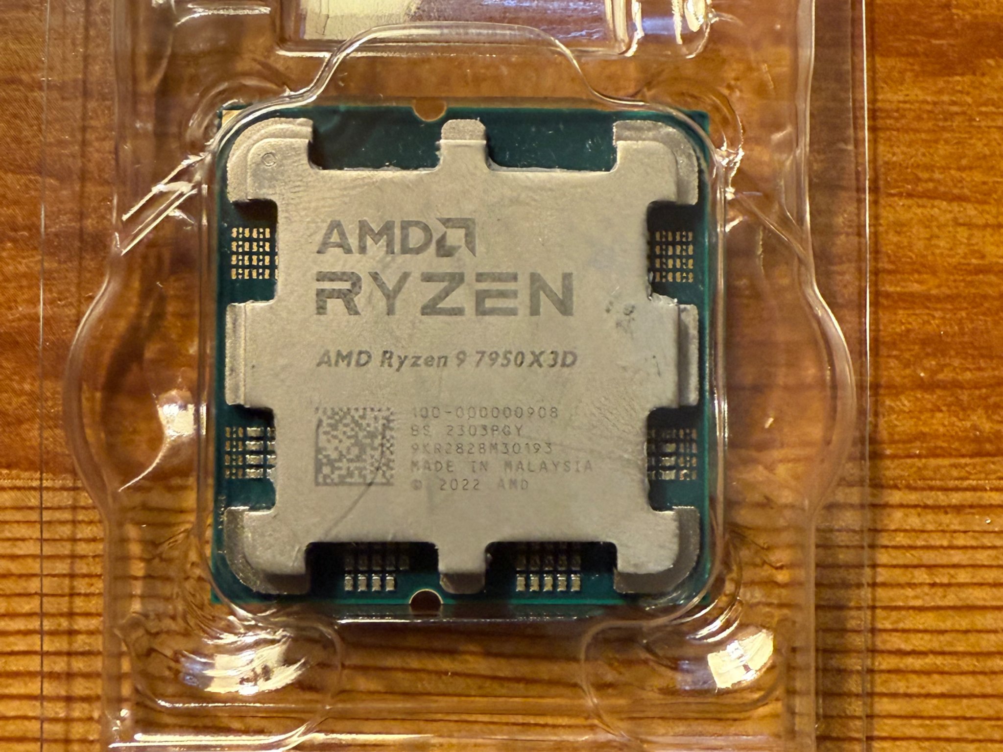 AMD-Ryzen 9-7950X3D-Socket AM5-Desktop Processor-Silver