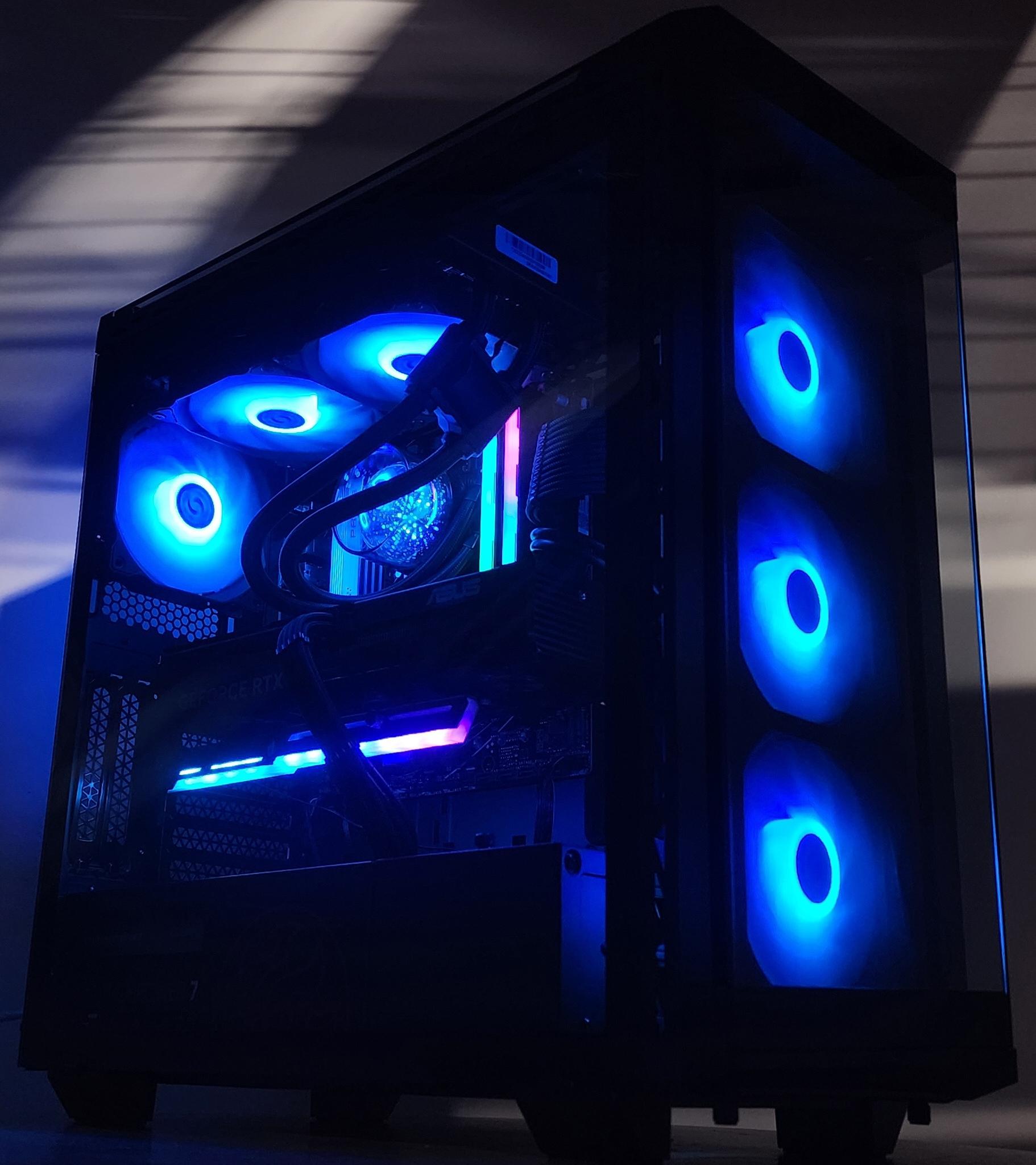 Gaming PC Ryzen 7 7700X 32GB RAM 1TB SSD RTX 5060 Ti 16GB Windows 11 Computer
