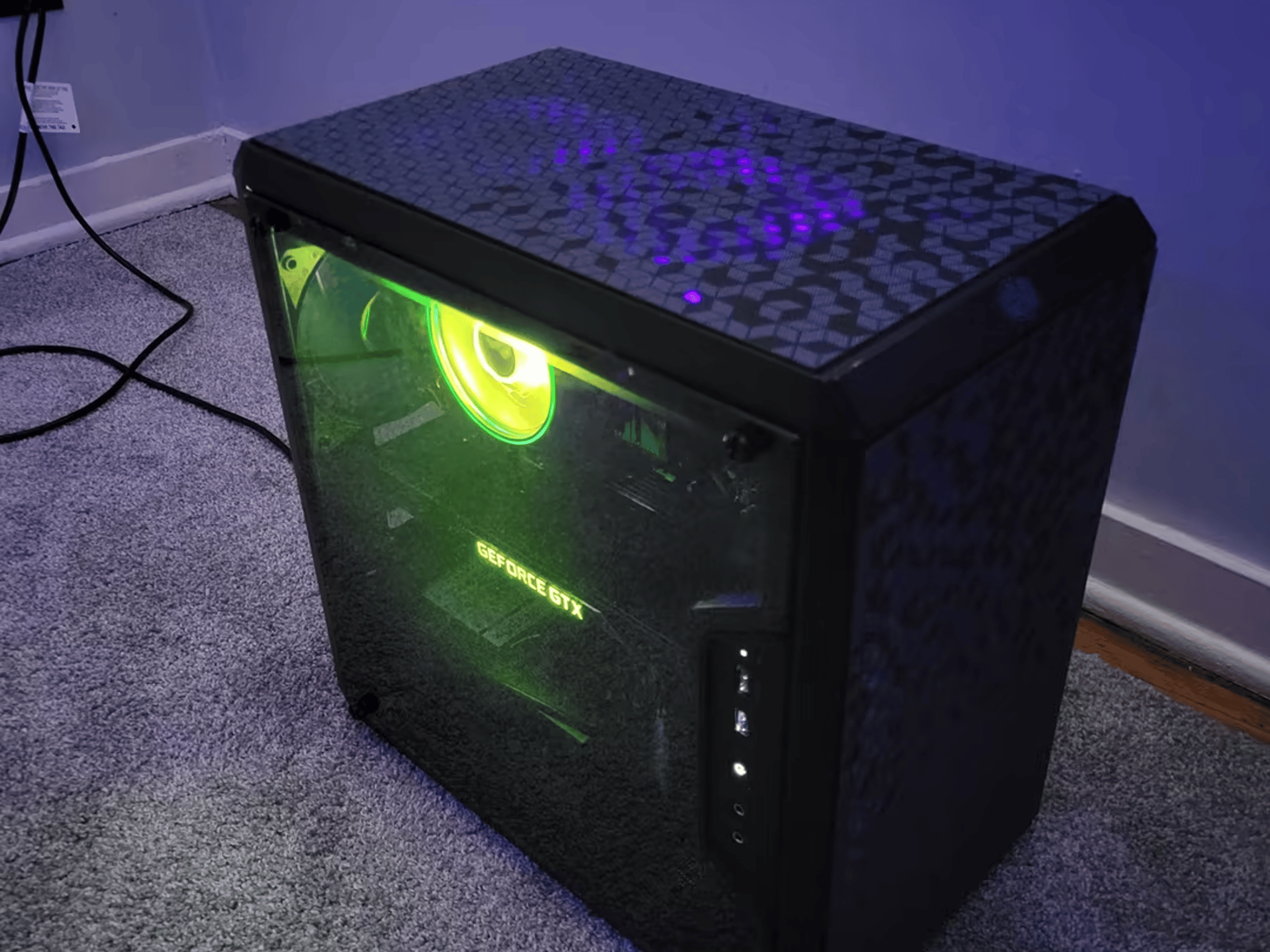 AMD Ryzen 5 3600x GTX 1080 Founders Compact Gaming PC! + Open box Razer Deathadder Mini