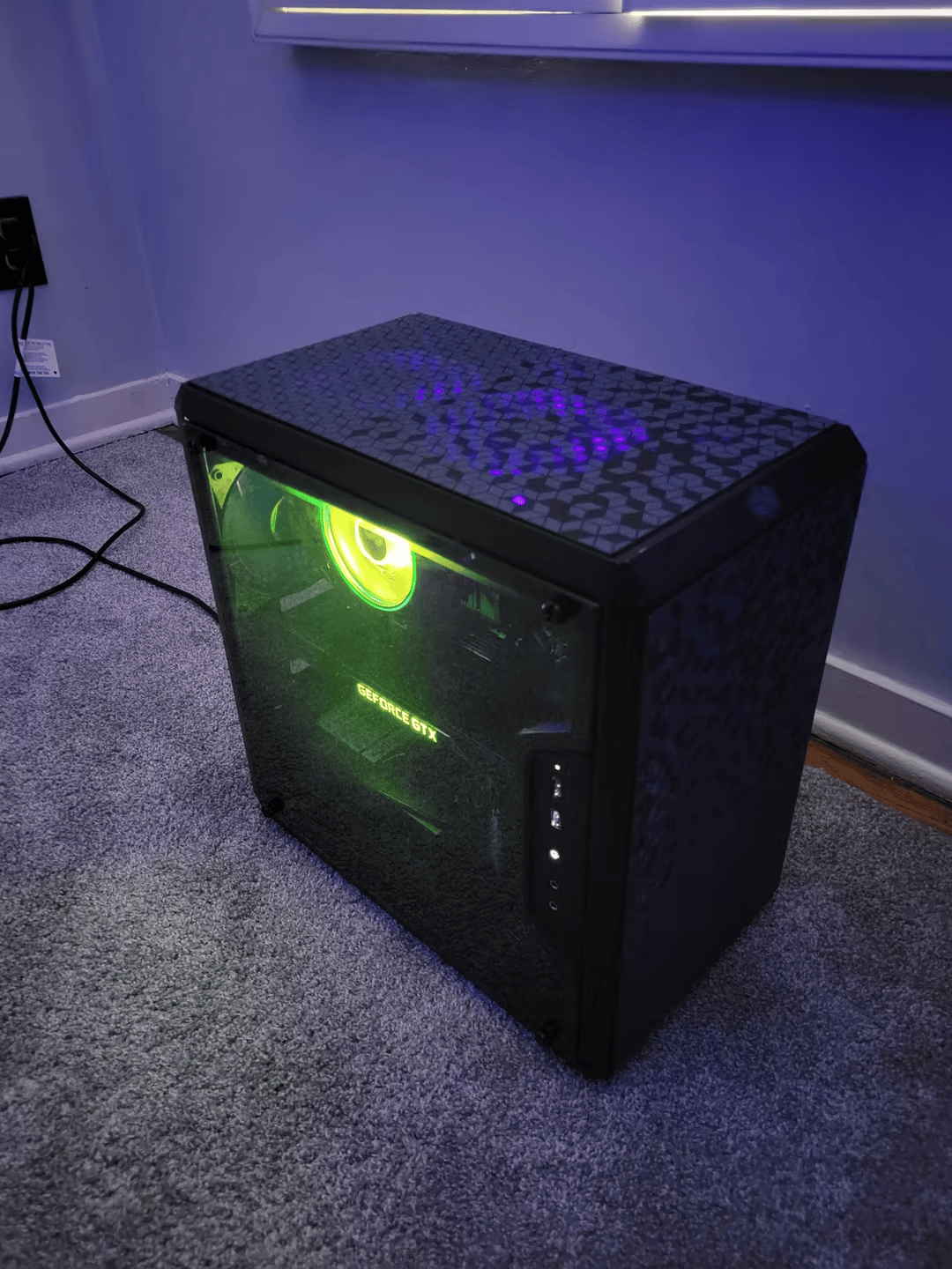 AMD Ryzen 5 3600x GTX 1080 Founders Compact Gaming PC! + Open box Razer Deathadder Mini
