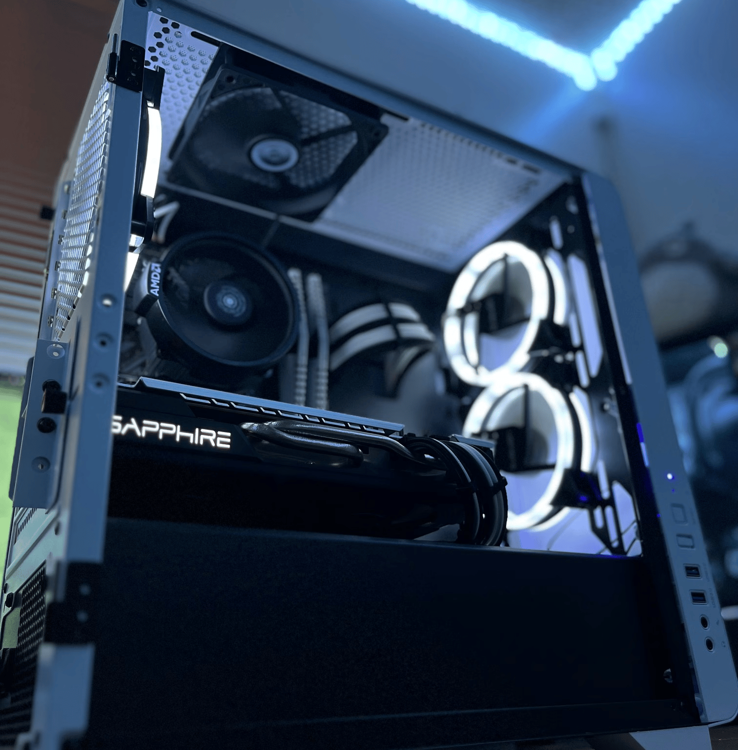 White Spade | Entry Level Gaming PC | Ryzen 3 3200G | RX 570 4GB