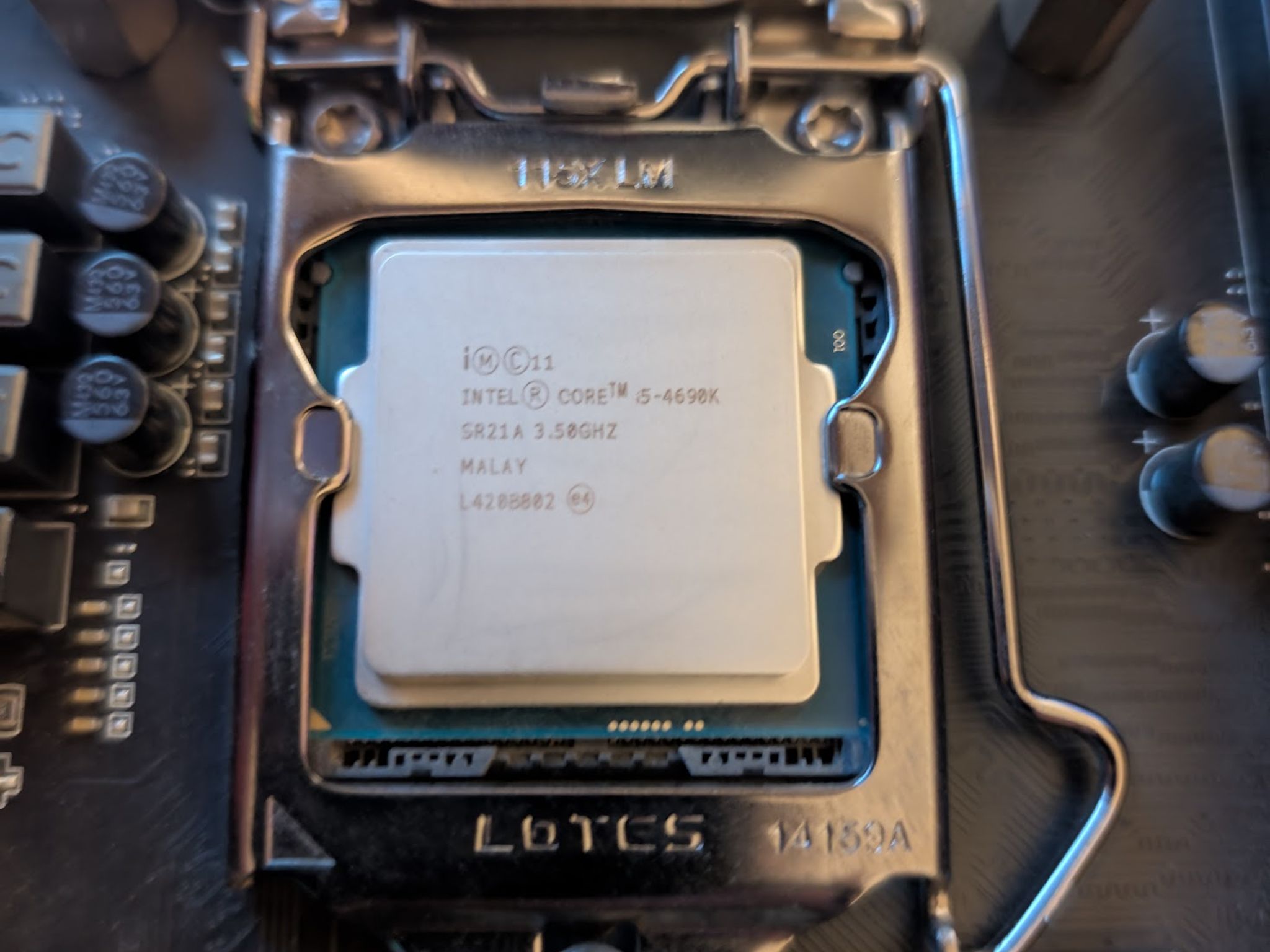 MSI z97 Gaming 5, i5 4690k, 16gb ddr3, hyper 212 cooler