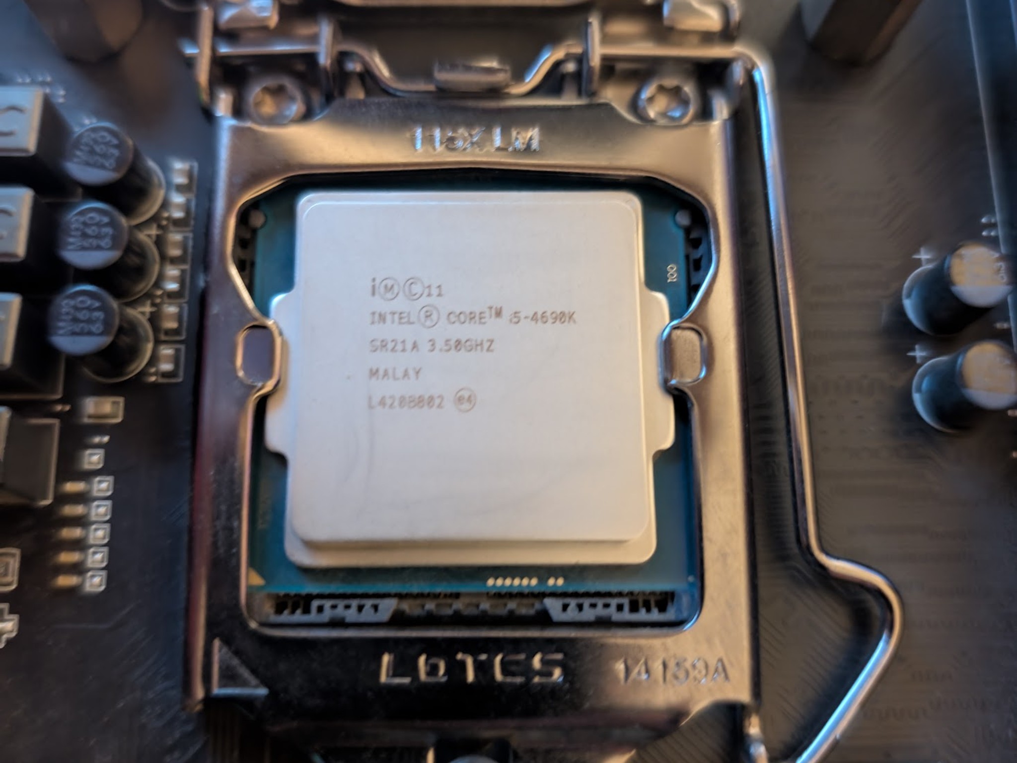 MSI z97 Gaming 5, i5 4690k, 16gb ddr3, hyper 212 cooler