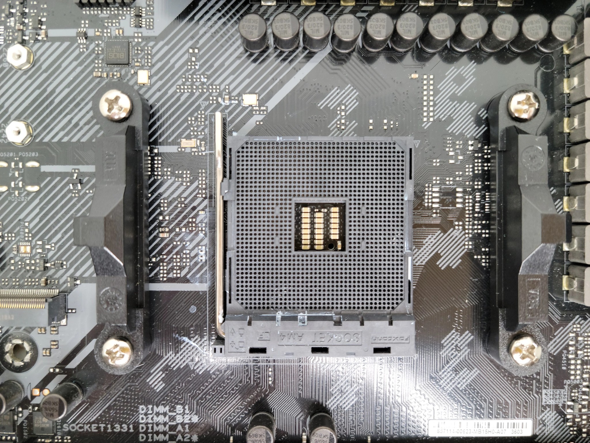 ASUS TUF Gaming X570-Pro (WiFi) (READ DESCRIPTION)