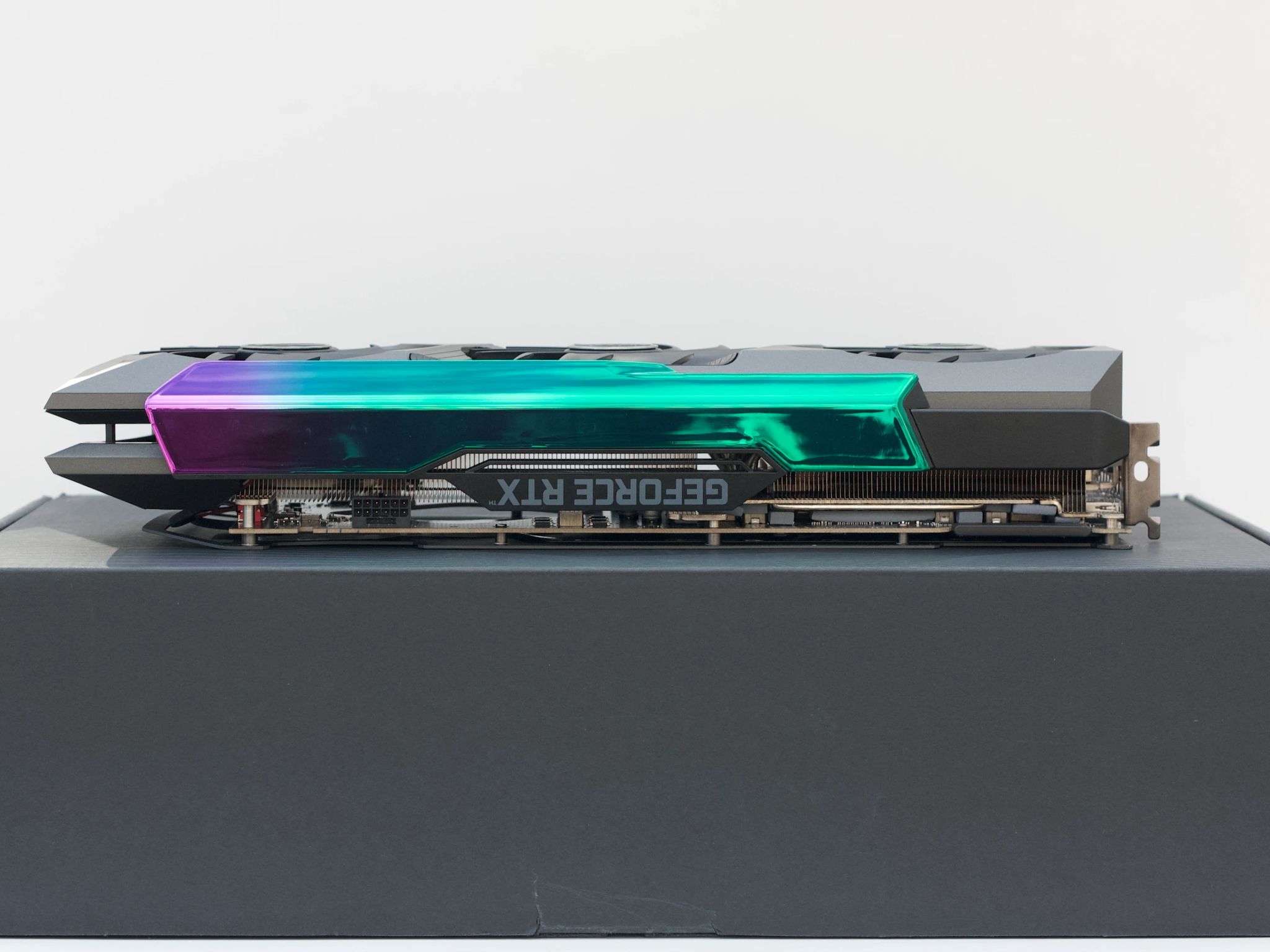 ZOTAC Gaming RTX 3090 Ti AMP Extreme Holo 24GB GDDR6X — Excellent