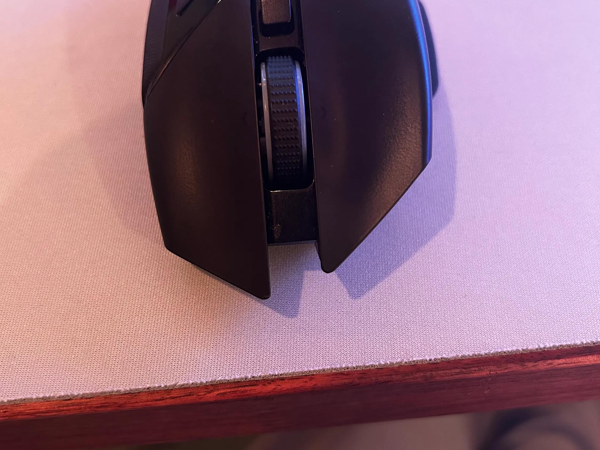 Razer Viper Ultimate Hyperspeed Wireless Gaming Mouse & RGB Charging Dock