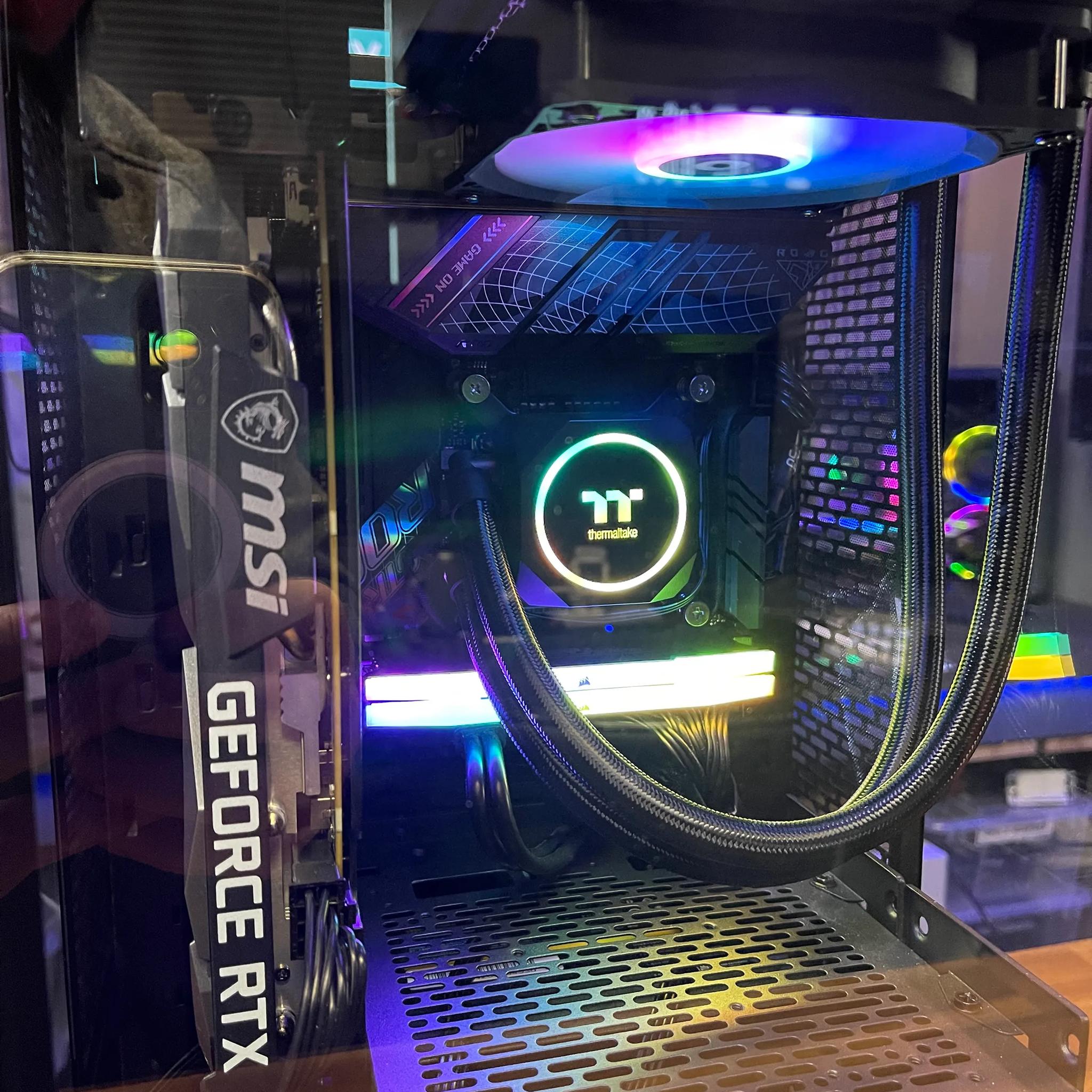 Mid-Range Thermaltake Tower 100 Gaming PC