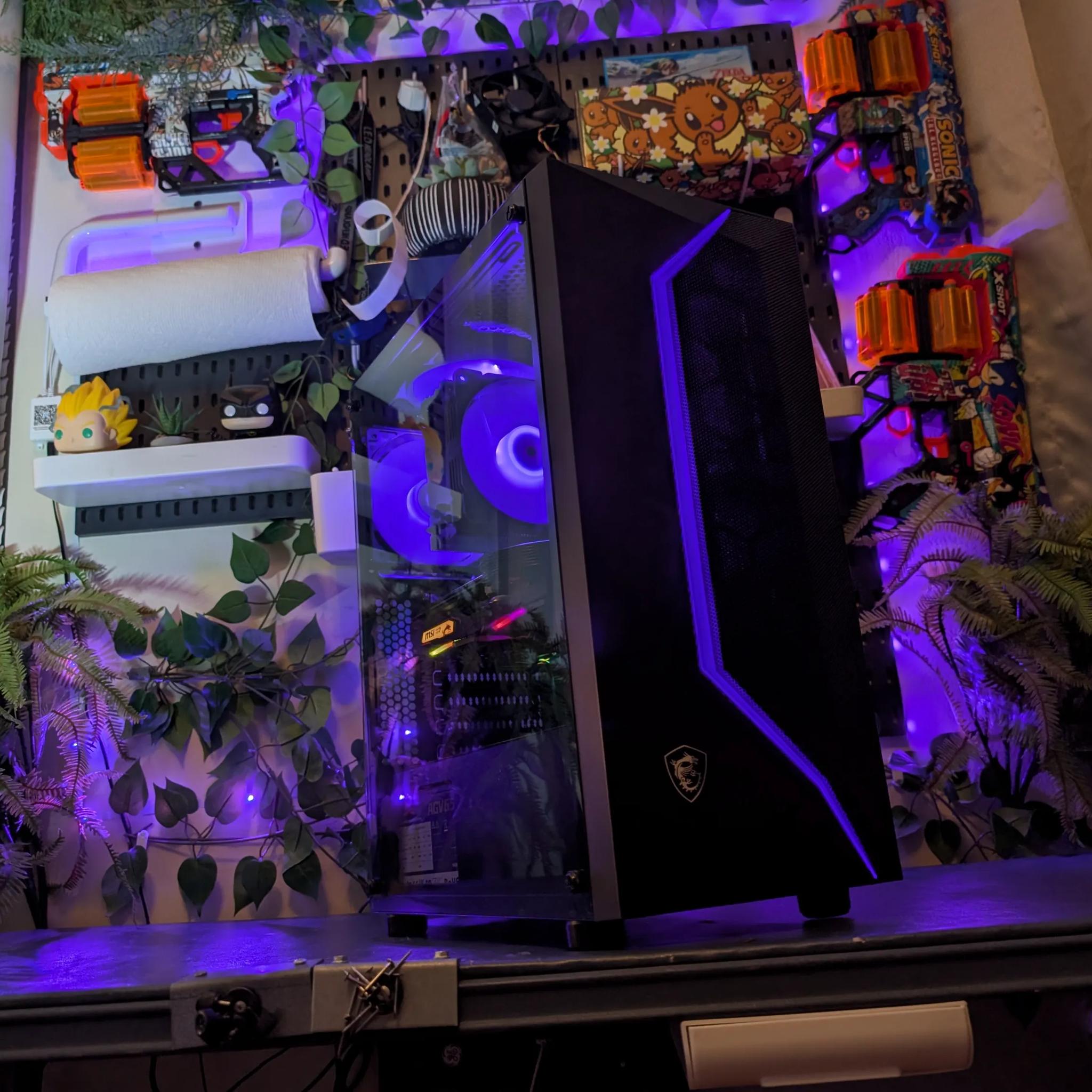 GTX 1660 Super / Ryzen 5 5500 / 16GB DDR4 3600MHz / 1TB NVMe / WiFi / RGB