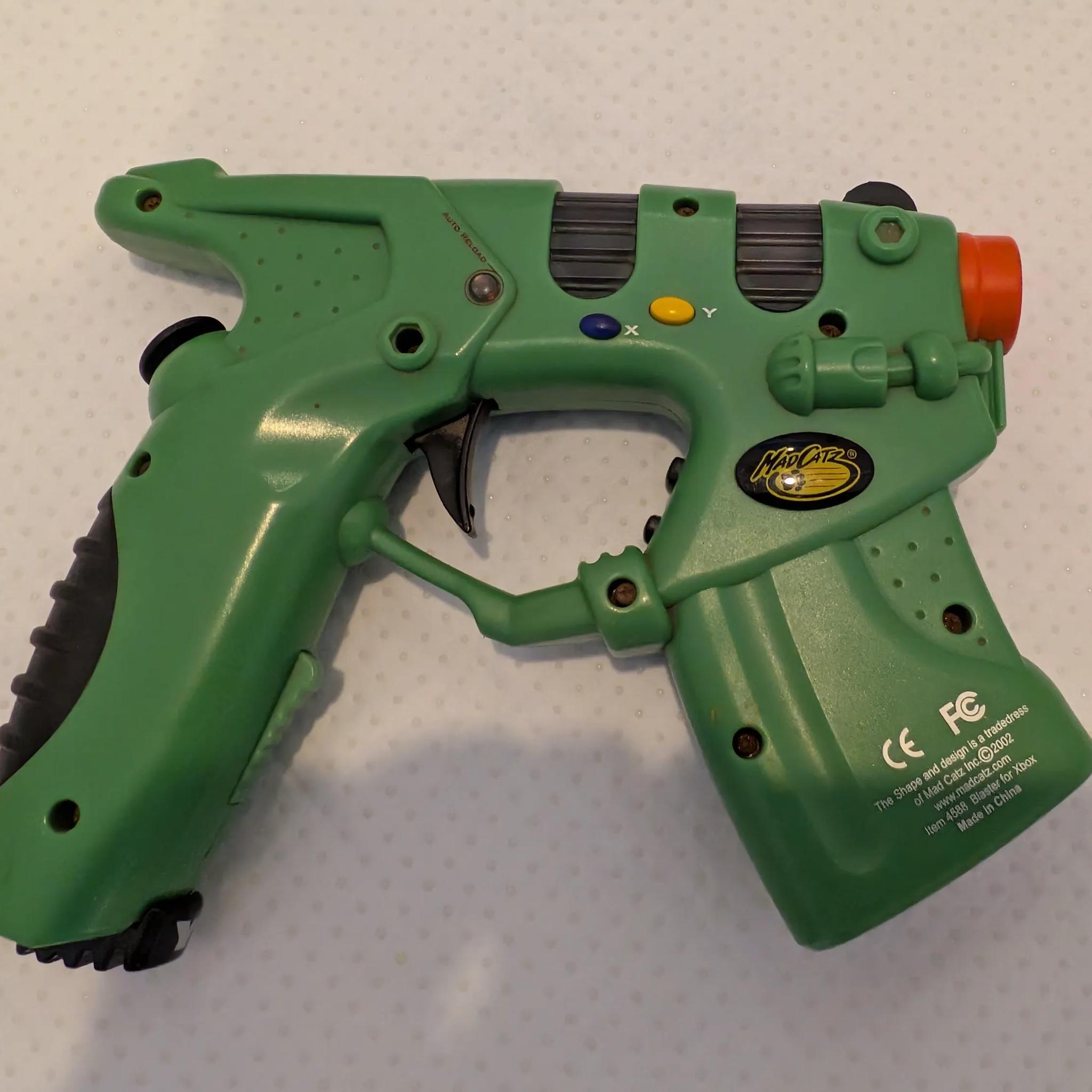 Mad Catz Blaster light gun for Xbox