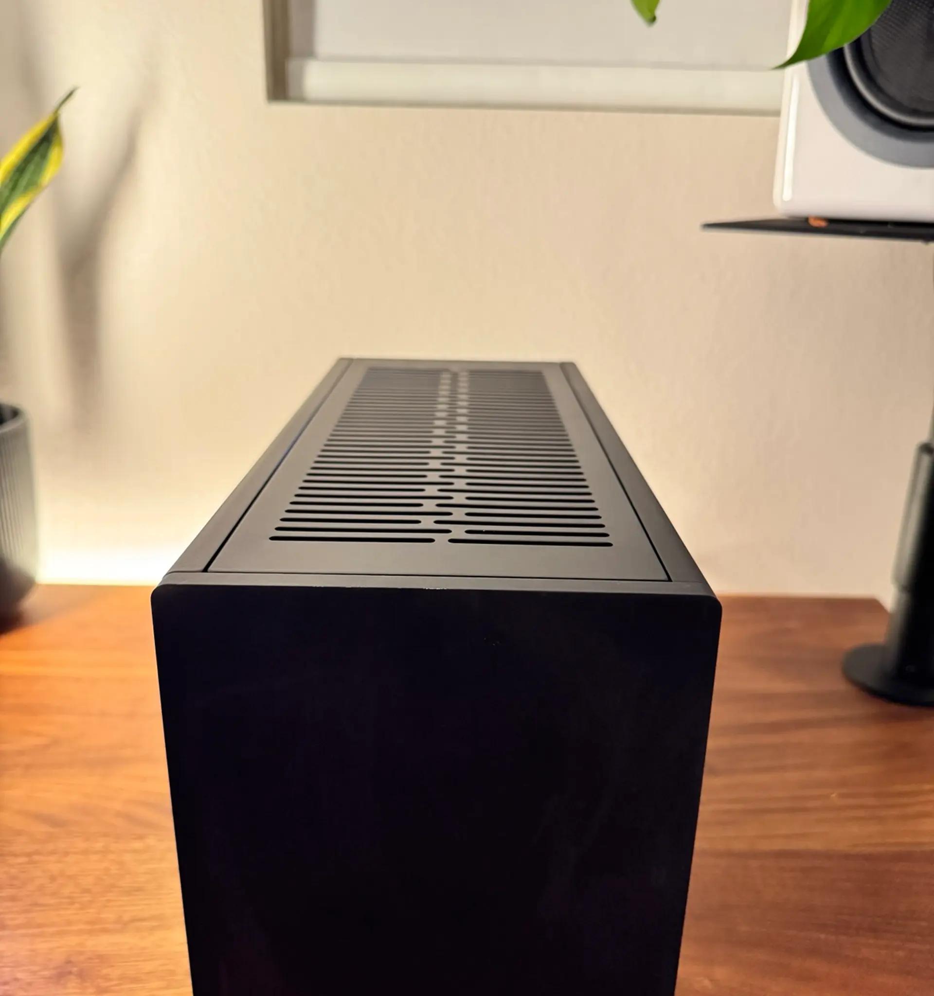 GIGABYTE GeForce RTX 5070 EAGLE OC SFF 12G