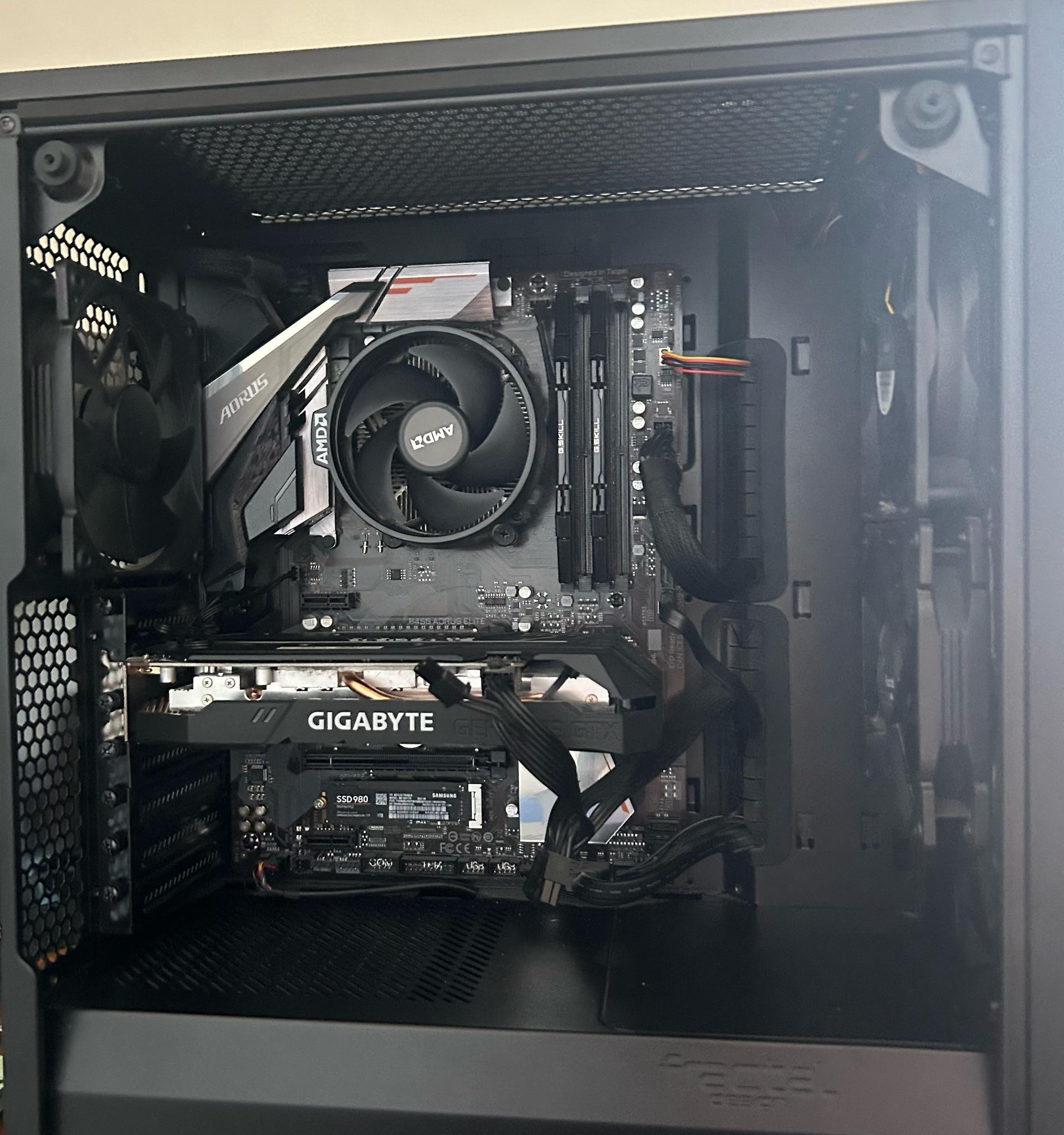 Desktop Gaming PC! Ryzen 5 3600 + Nvidia GTX 1650 super!