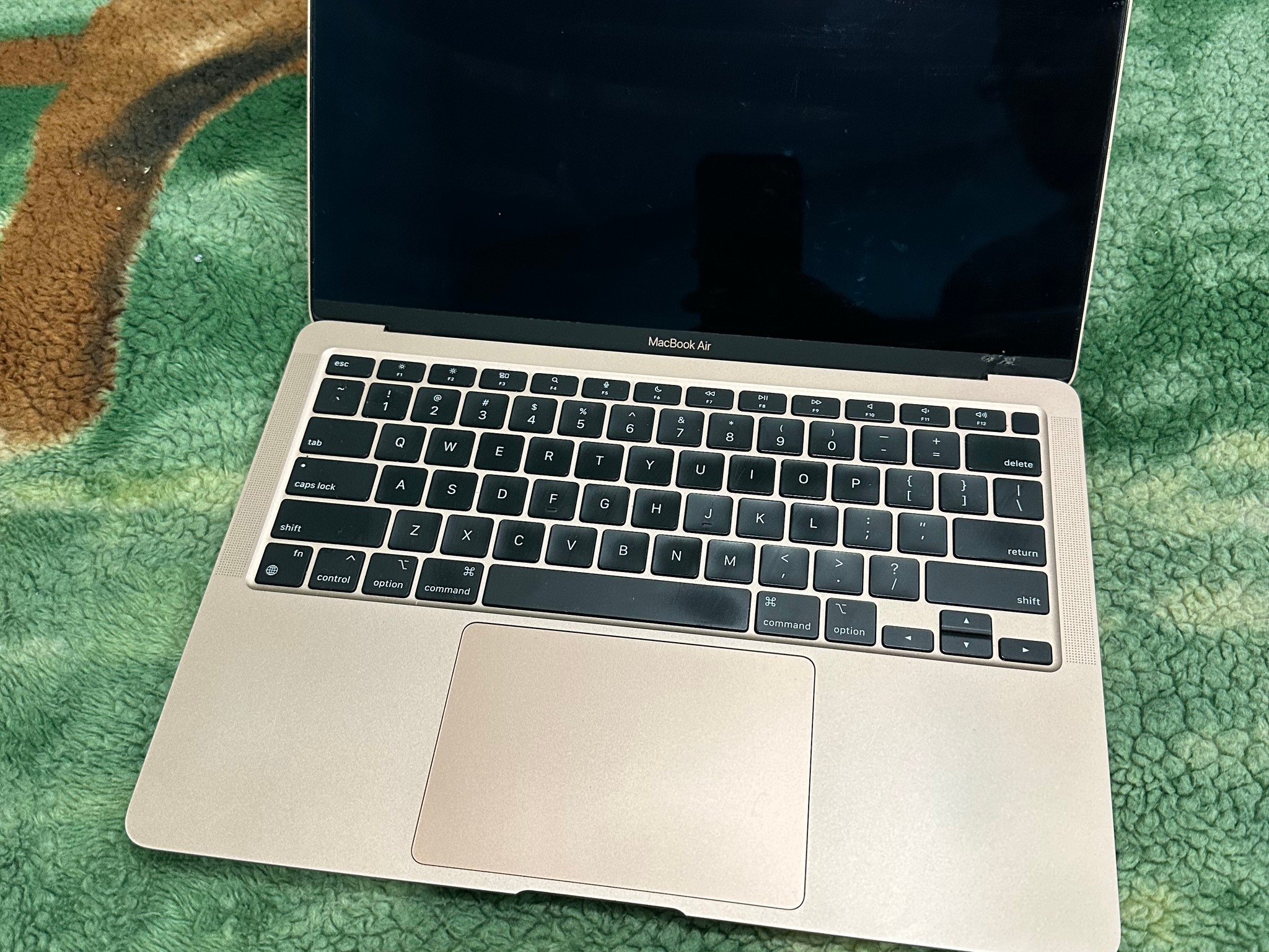 2020 Apple MacBook M1 Air 13" A2337 Gold Laptop M1 256GB Cracked Screen/ICloud Locked