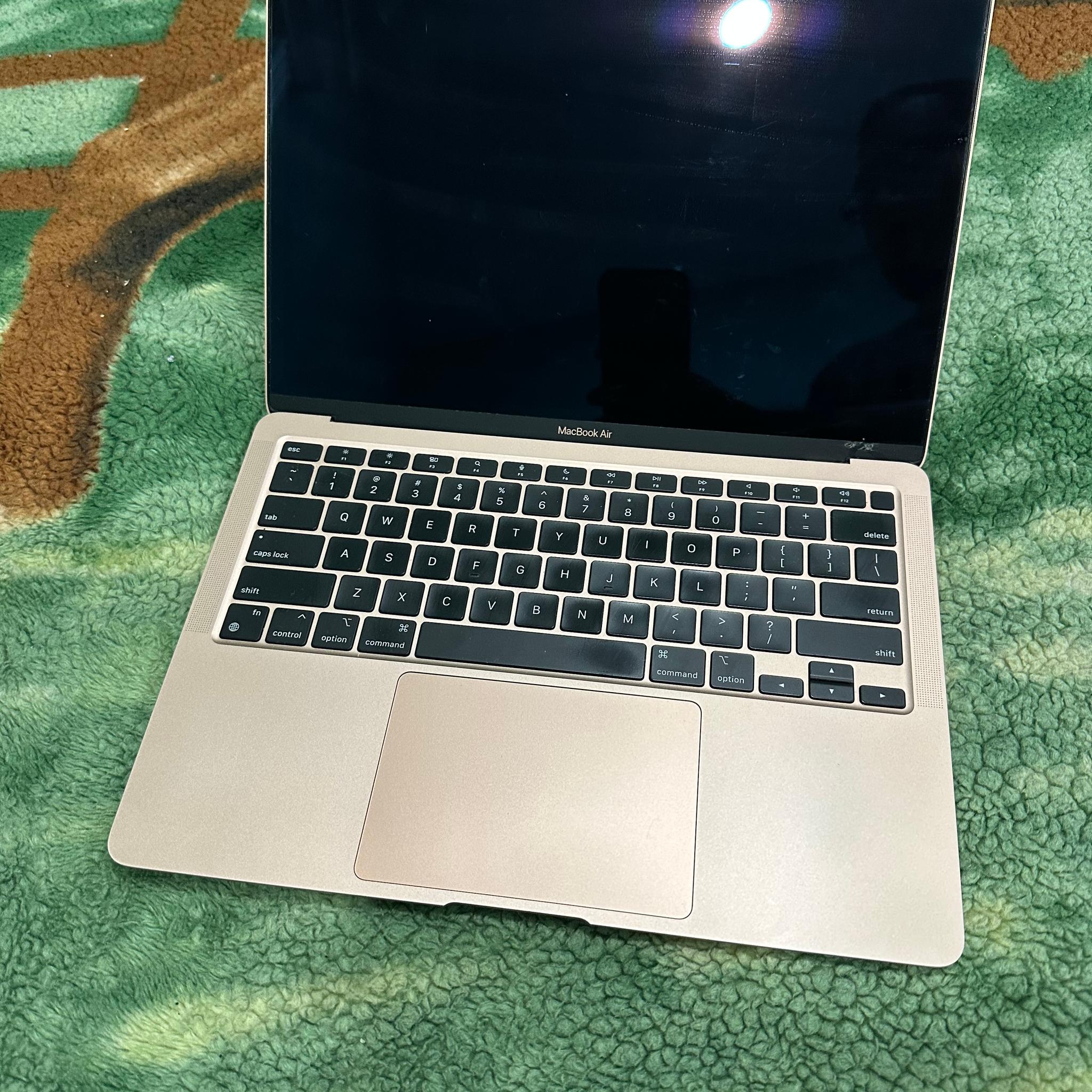 2020 Apple MacBook M1 Air 13" A2337 Gold Laptop M1 256GB Cracked Screen/ICloud Locked