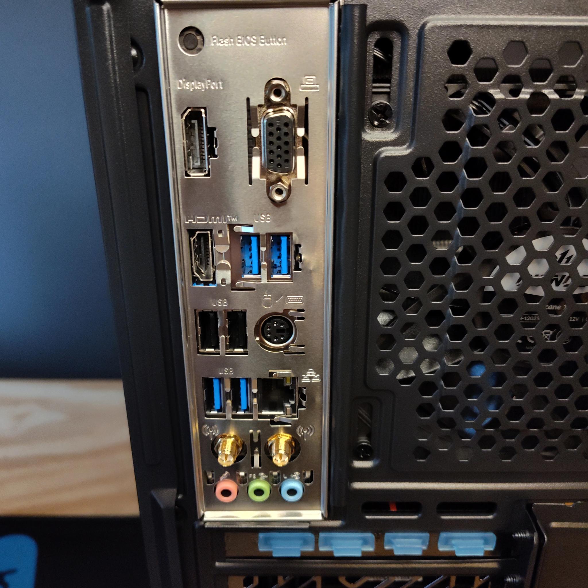 Ryzen 5 5600X | RX 6650XT | 16Gb DDR4 | 1TB NVMe | 1080p | 1440P | Blackout Gaming | Woodgrain