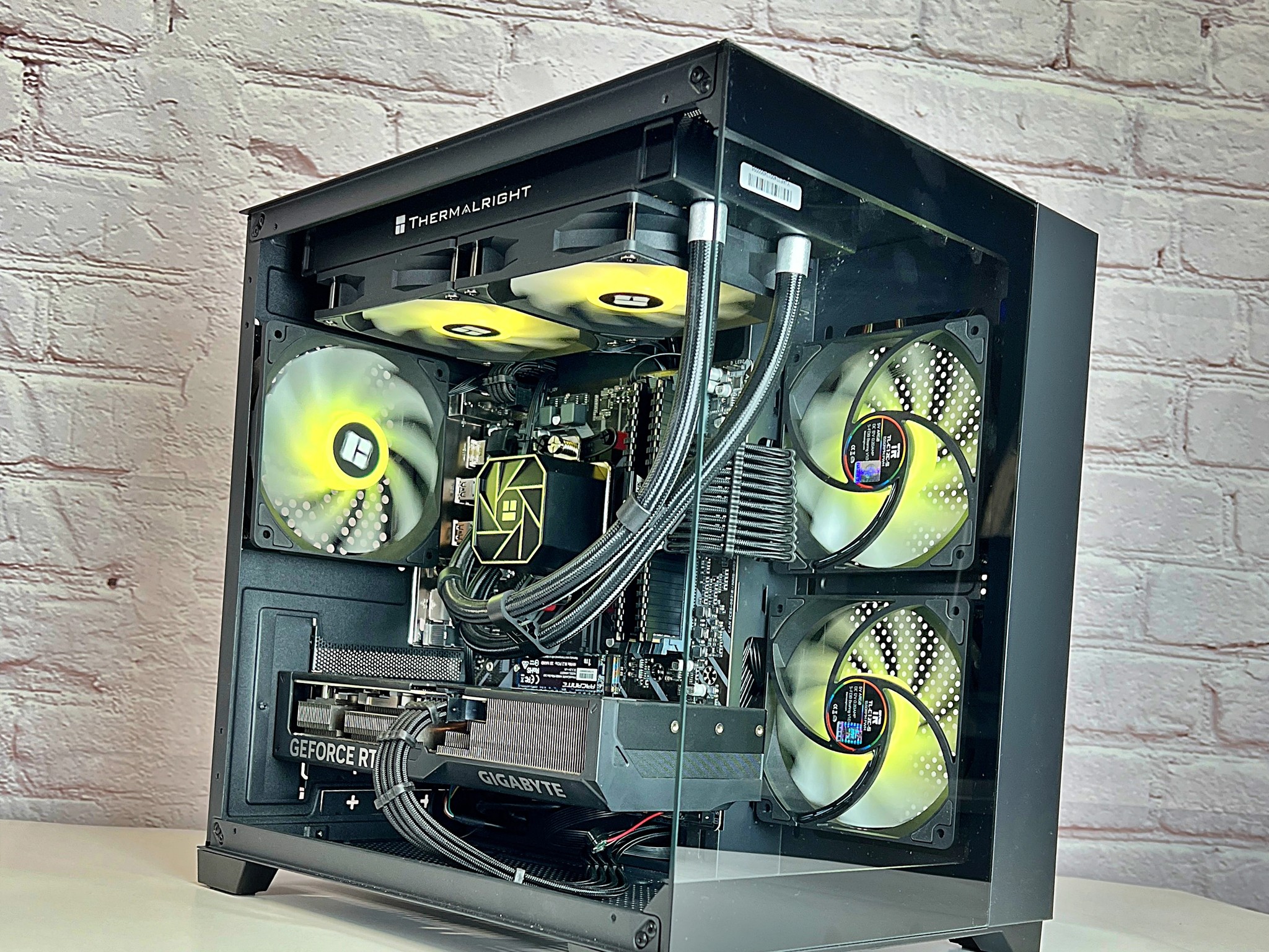 Liquid Cooled RTX 4070 Ryzen 5 5600X 32GB RAM 1TB M.2 Win 11 Gaming PC