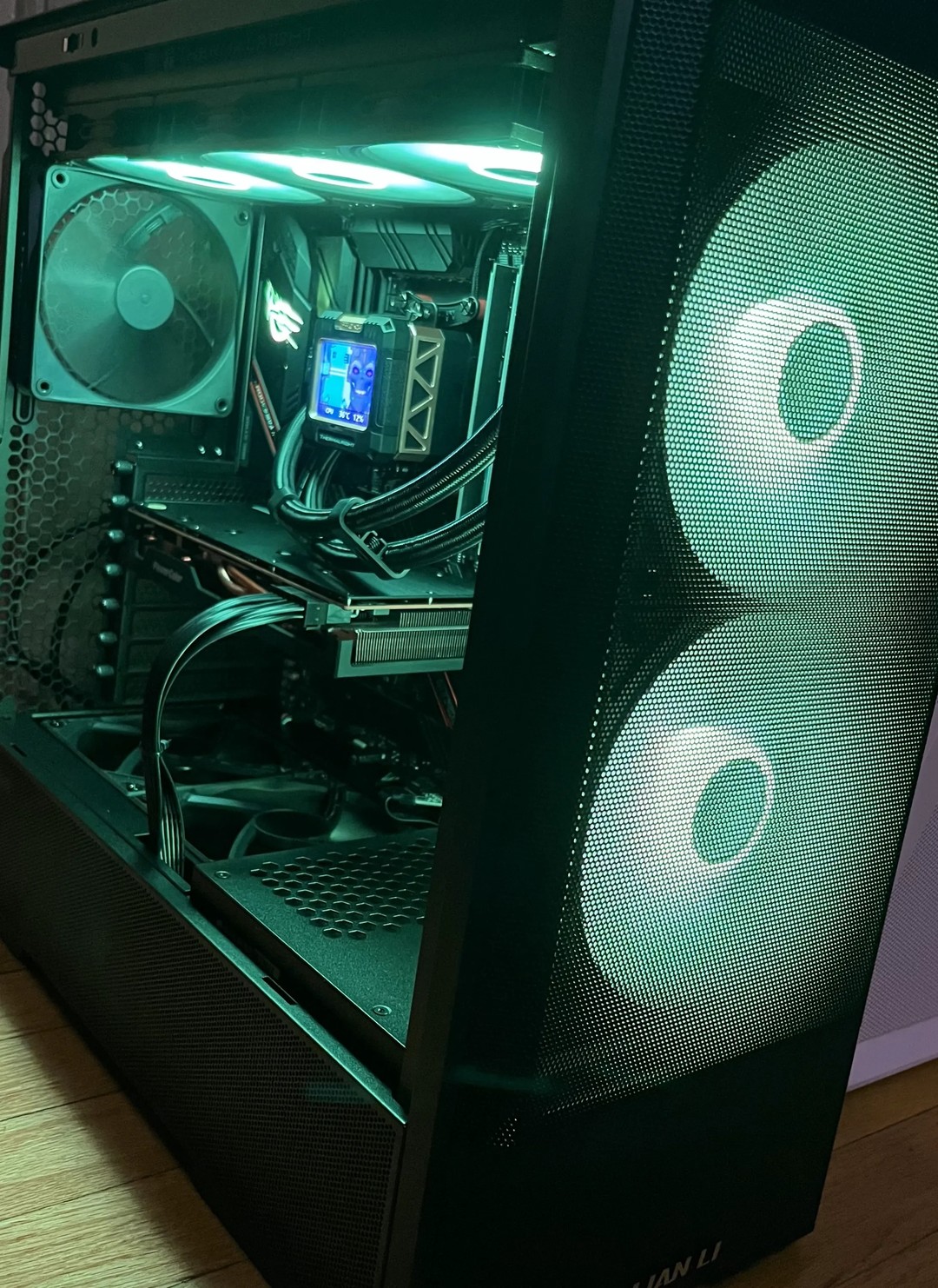 Ryzen 7 5700X | RX 6700 XT | 32GB RAM | Gaming PC | Jawa