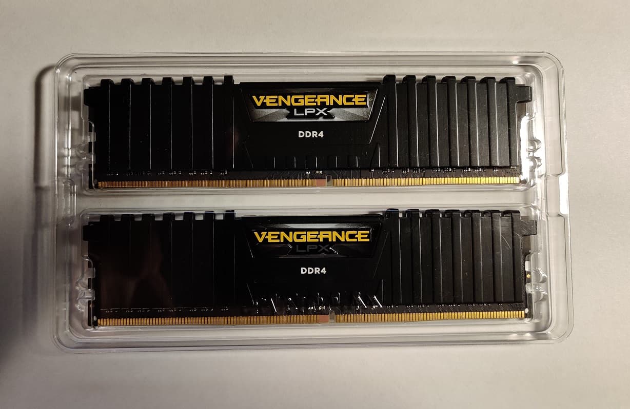 Corsair Vengeance LPX 8GB (2 x 4GB) DDR4-3000 CL16 Memory
