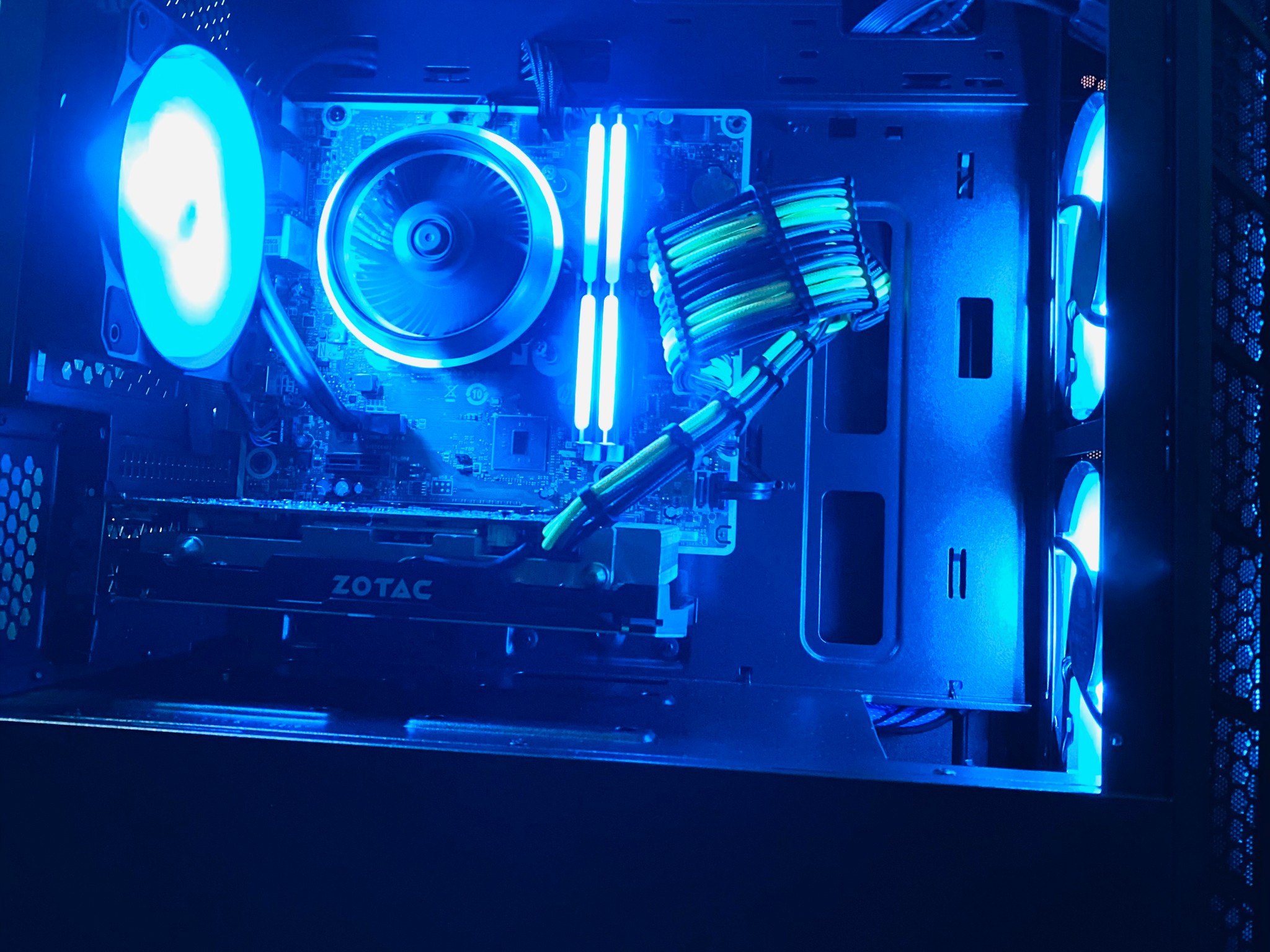 Dark Nitro 💥|I7-6700 |GTX 1060 6GB| 16GB DDR4 RAM| 1TB SSD| Windows 11