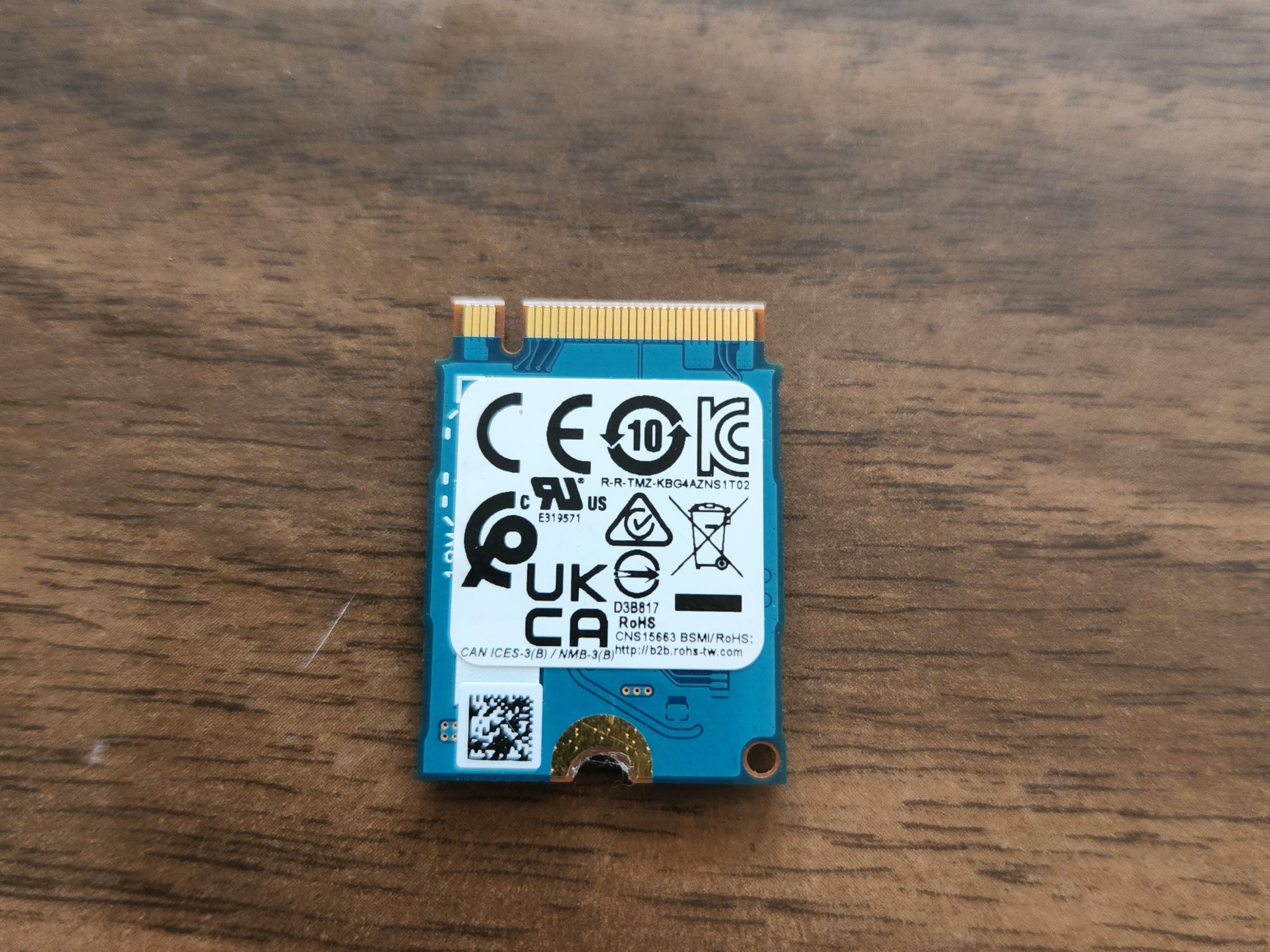 512GB Kioxia BG4 NVMe SSD