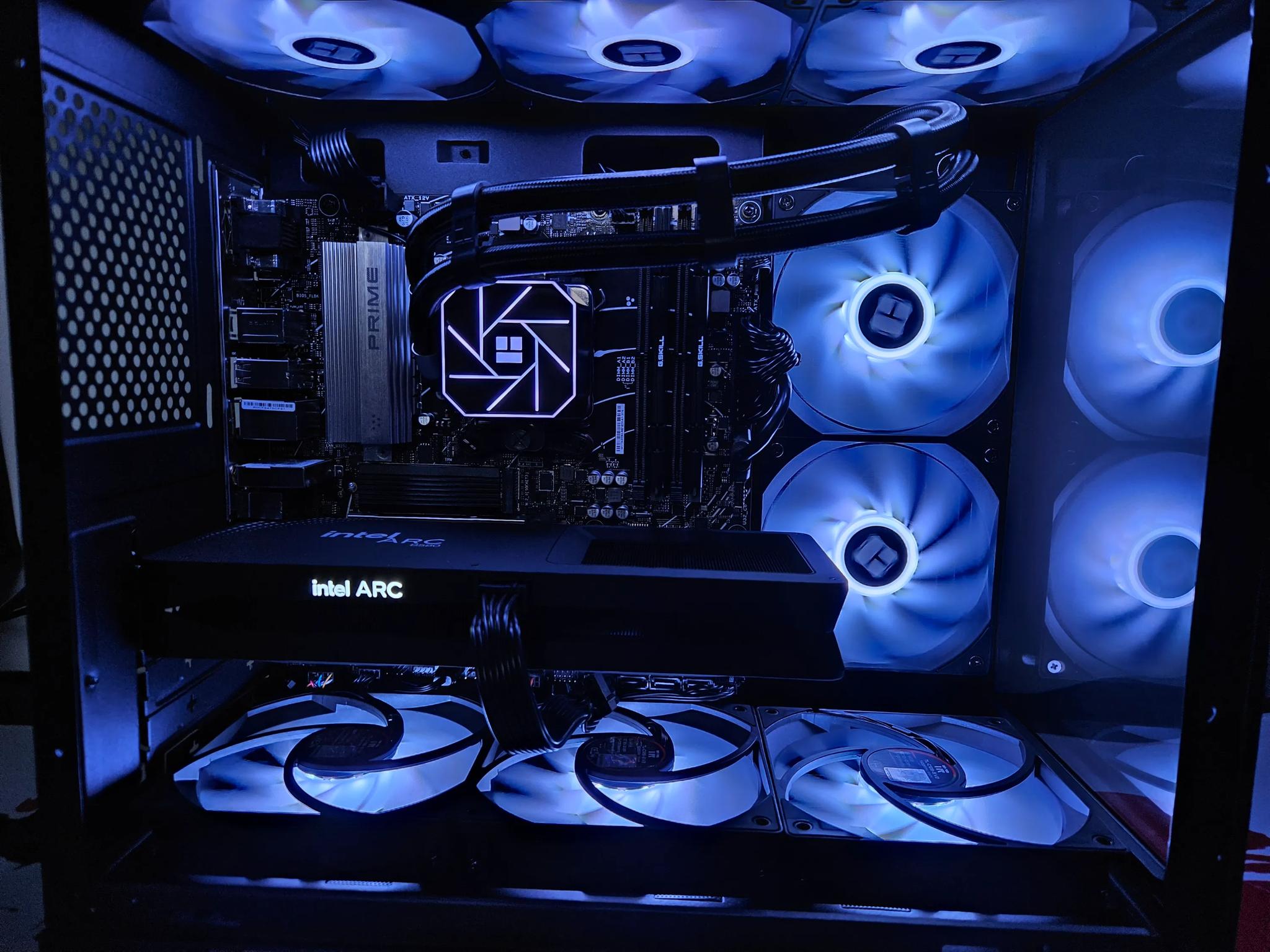 Limited time 2TB SSD UPGRADE! Liquid cooled Ryzen 5 / 32GB DDR5 / 2TB SSD / Intel ARC B580 12GB