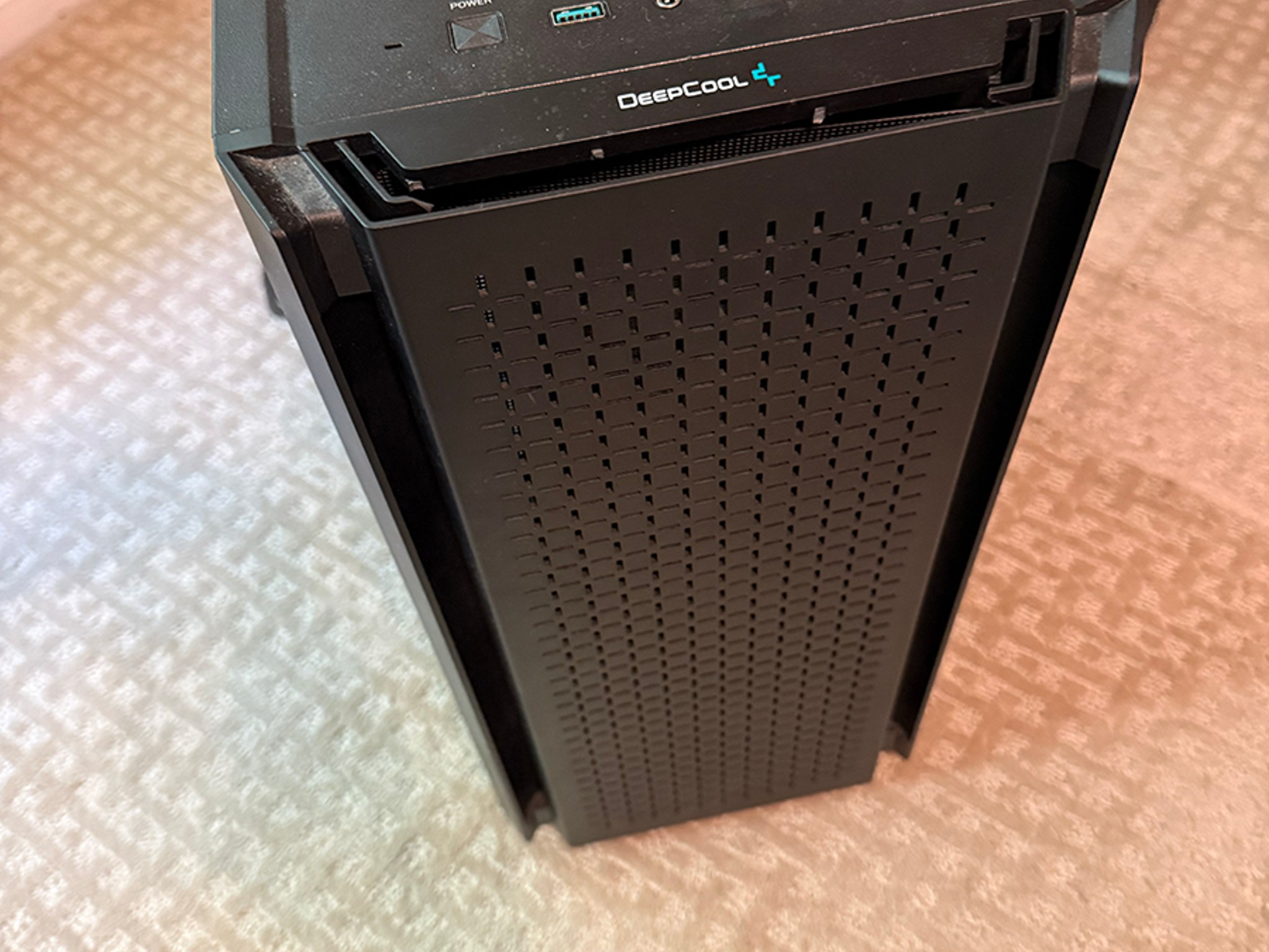 Gaming PC - RTX 4090, i7-13700KF, 32GB RAM, 2TB NVMe SSD